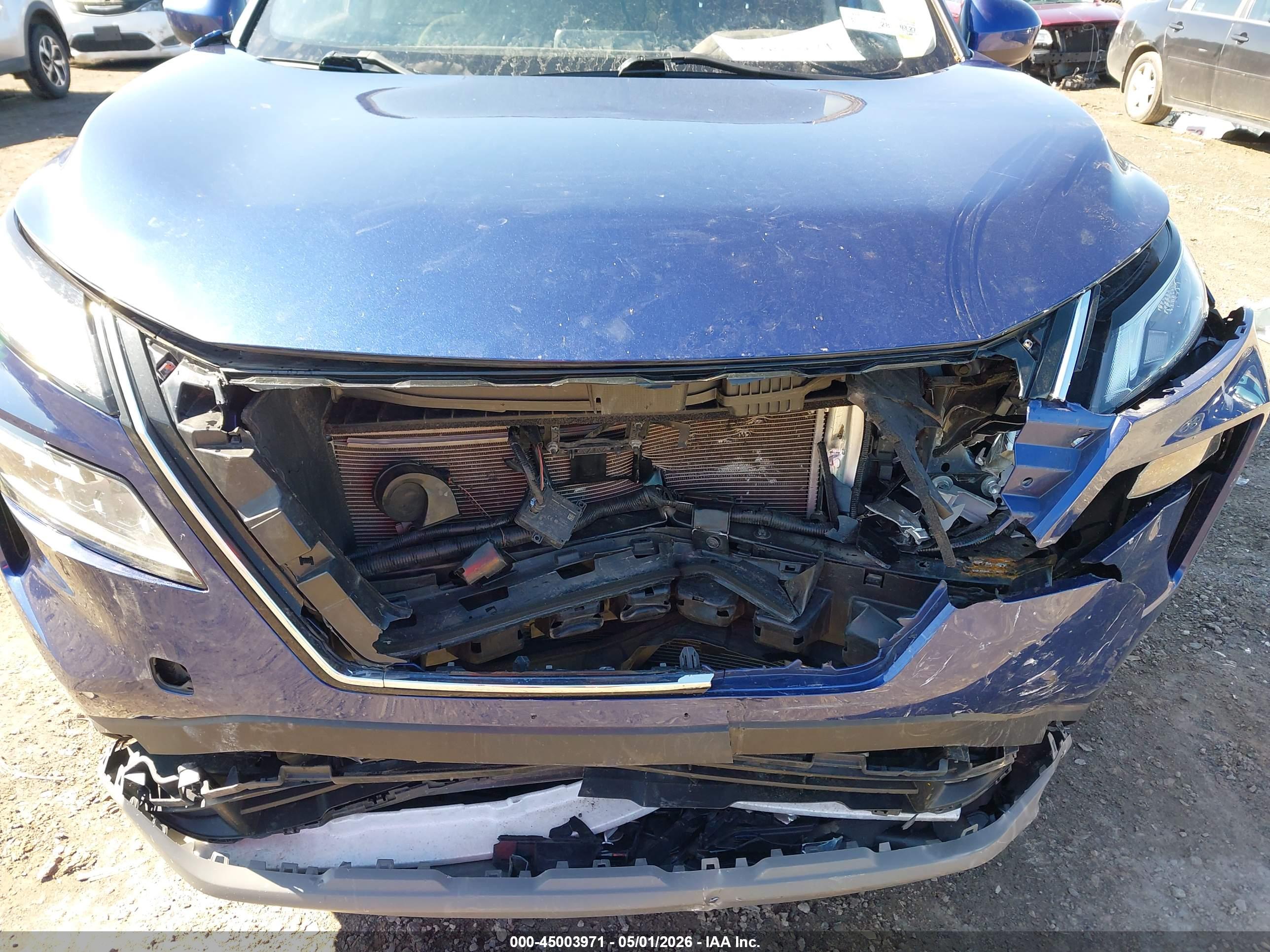 NISSAN ROGUE image 6