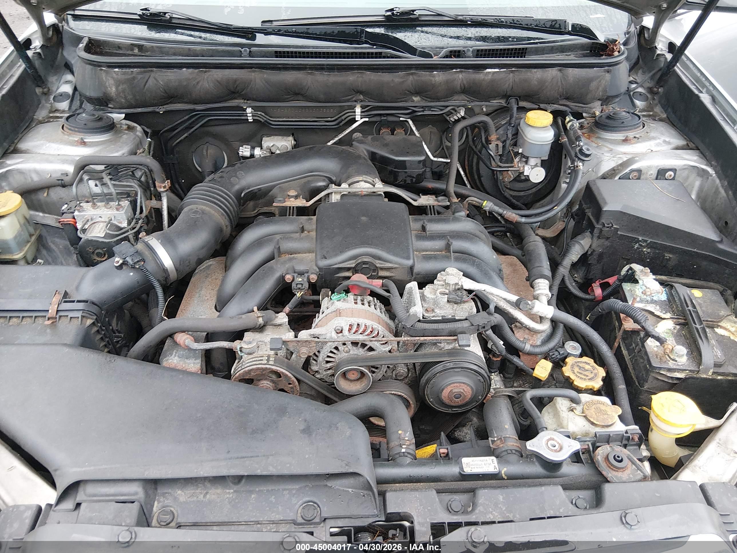 SUBARU OUTBACK image 10