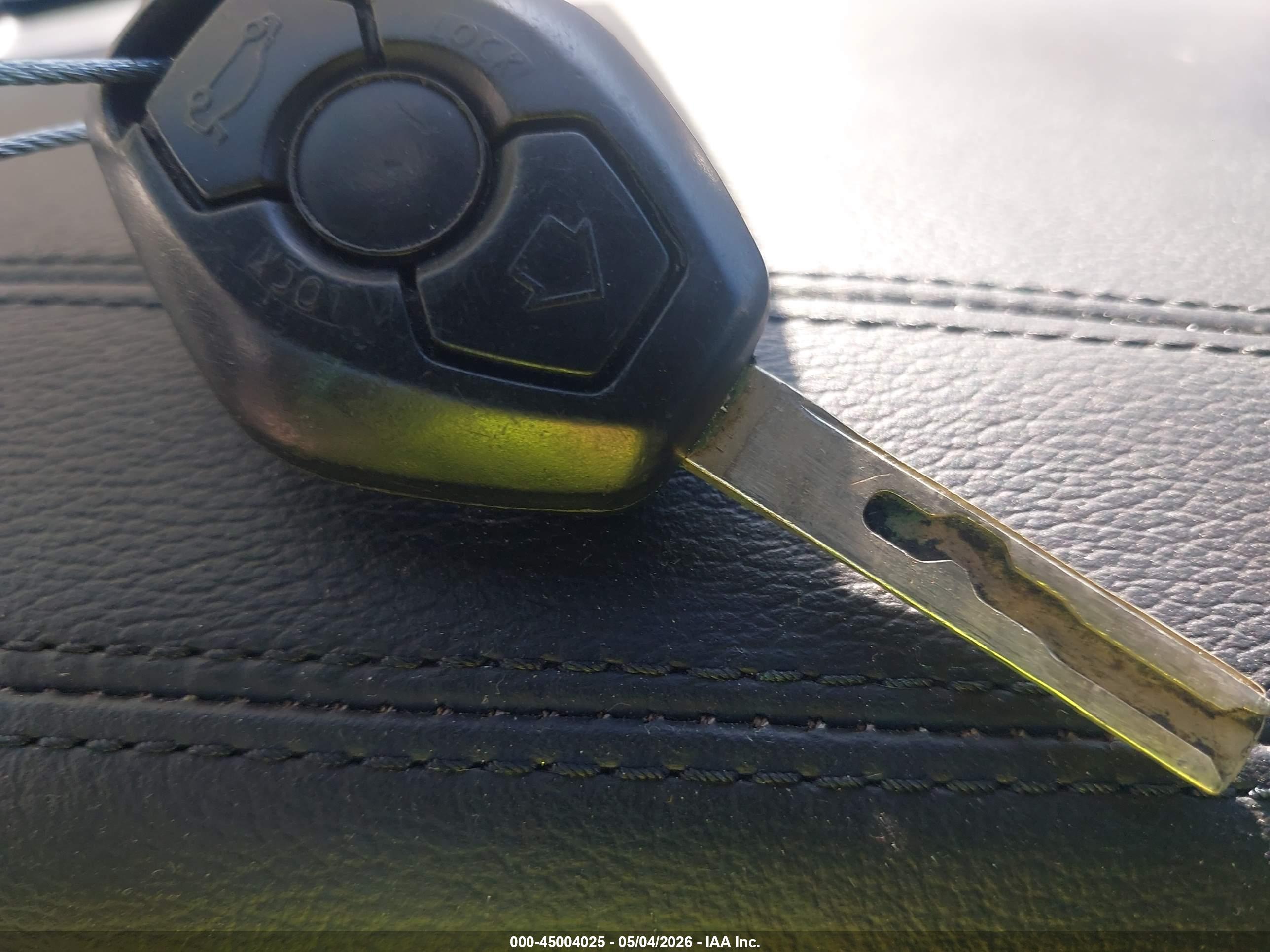 LAND ROVER image 11