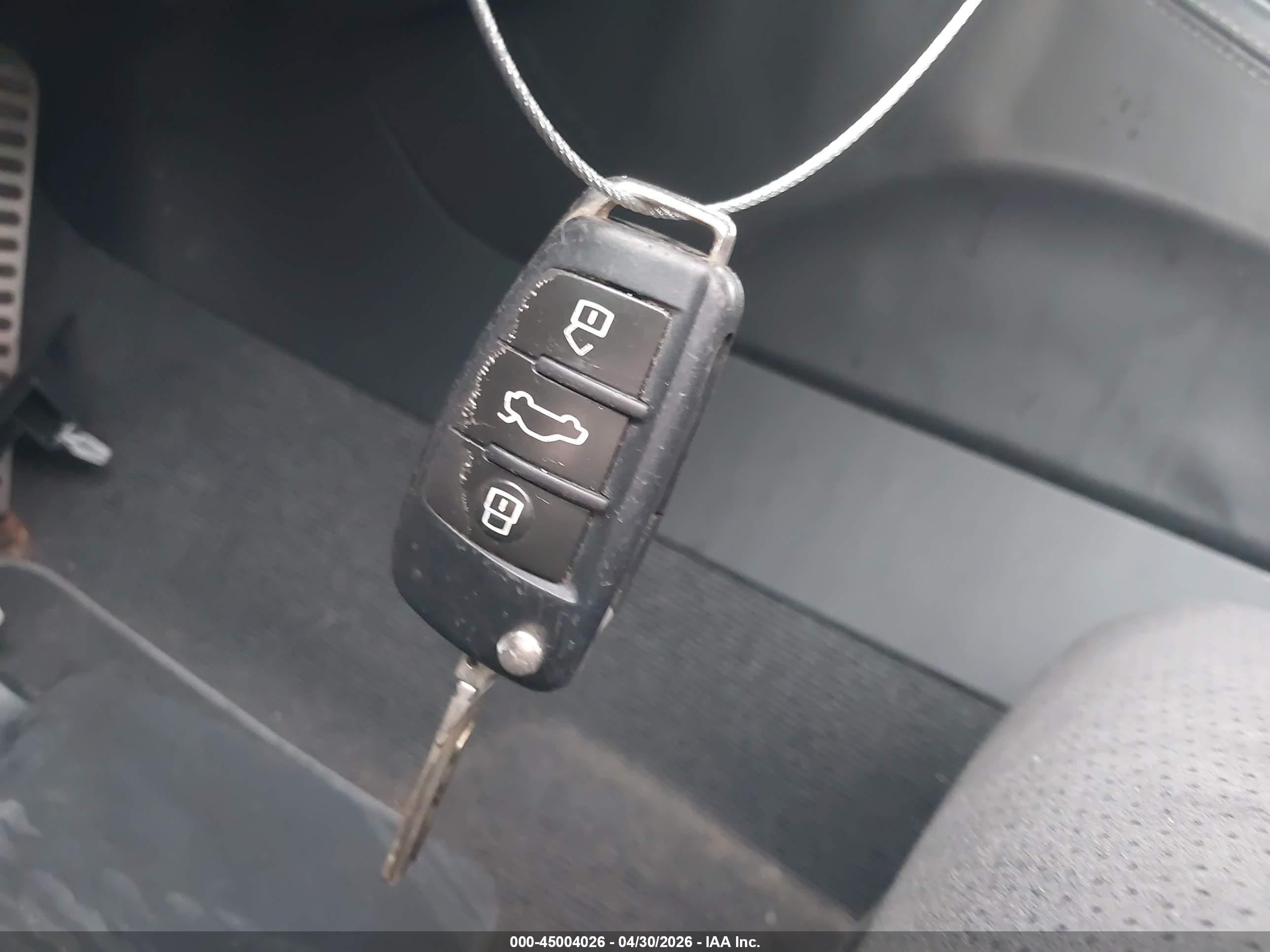 AUDI TT image 11