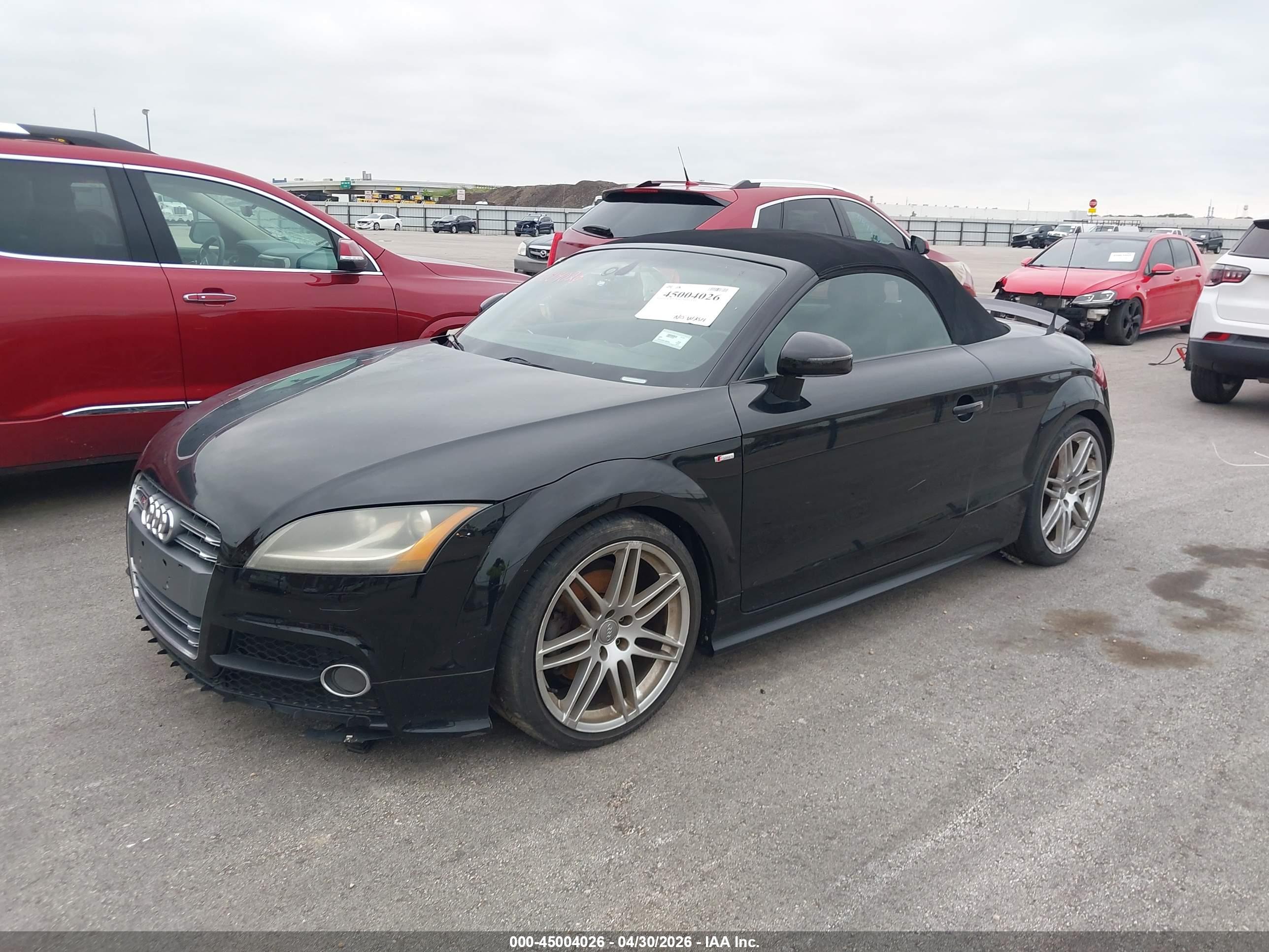 AUDI TT image 2