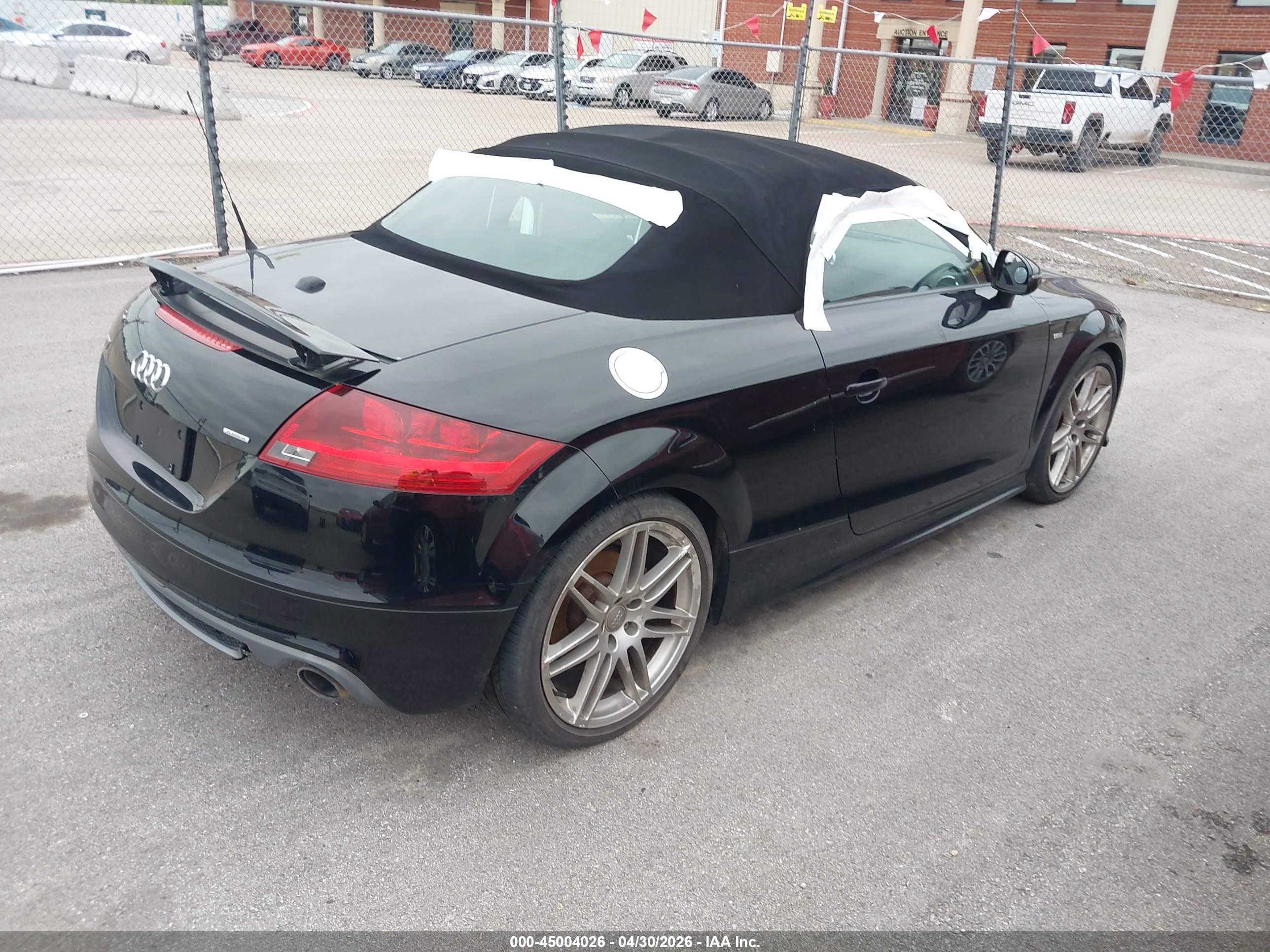 AUDI TT image 4