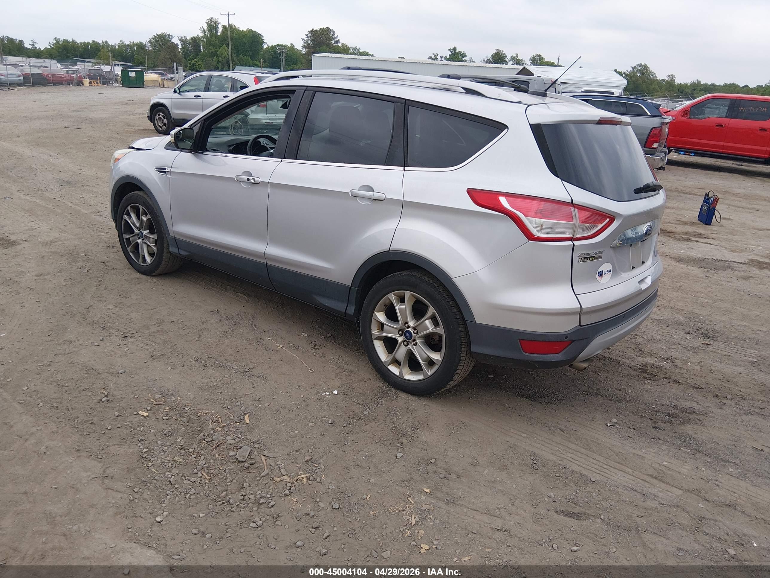 FORD ESCAPE image 3