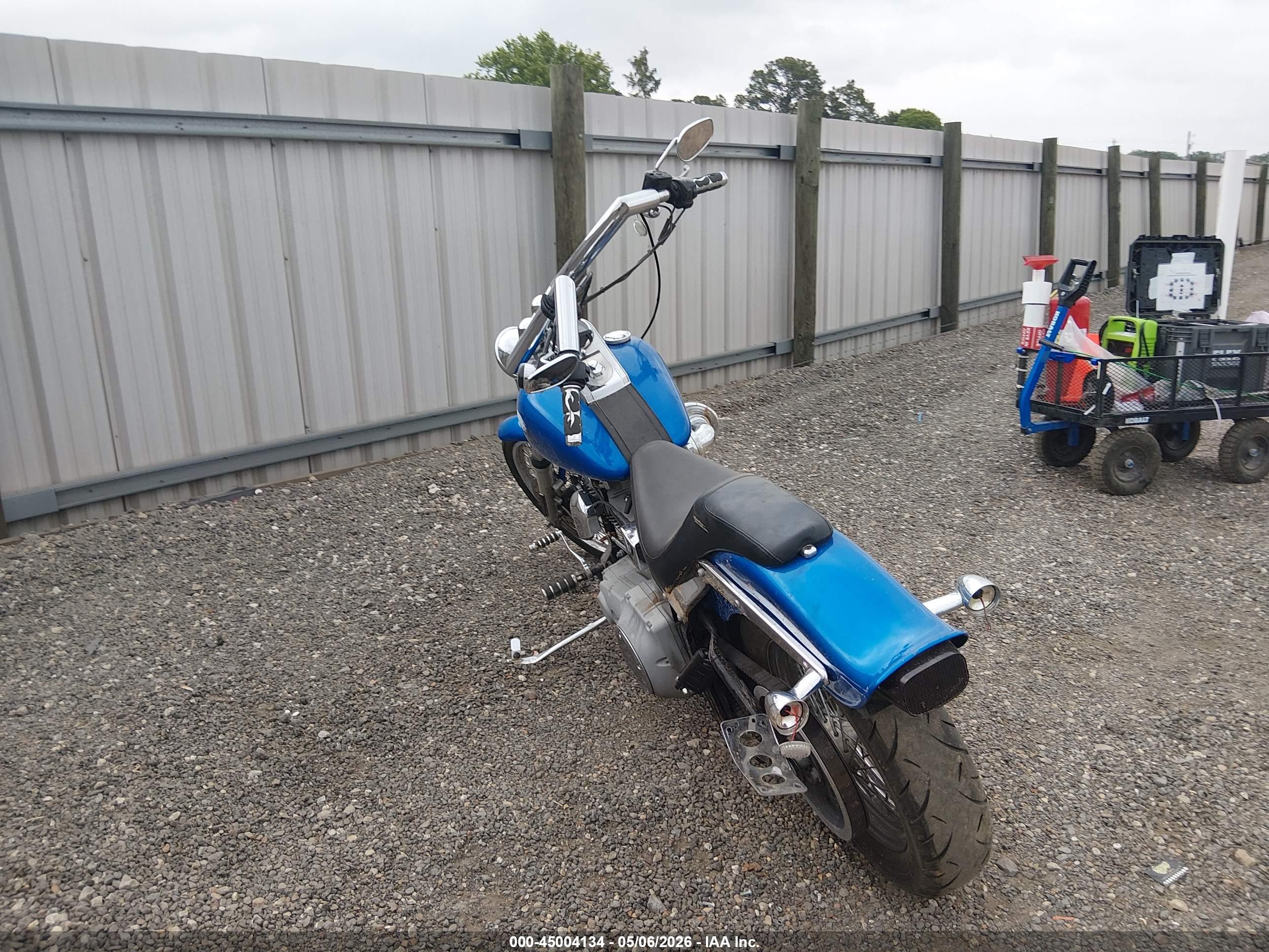HARLEY-DAVIDSON FXSTI image 3