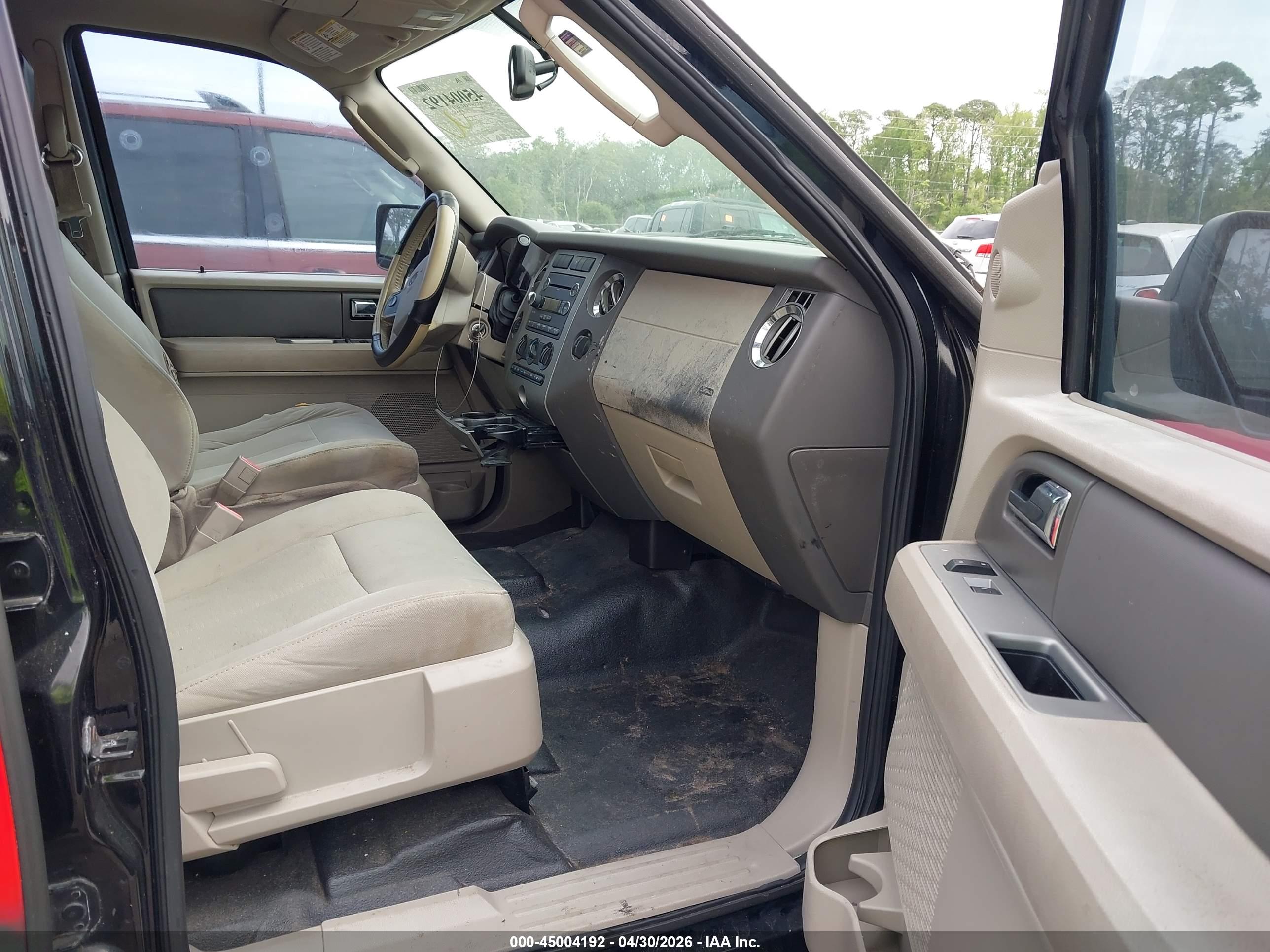 FORD EXPEDITION image 5
