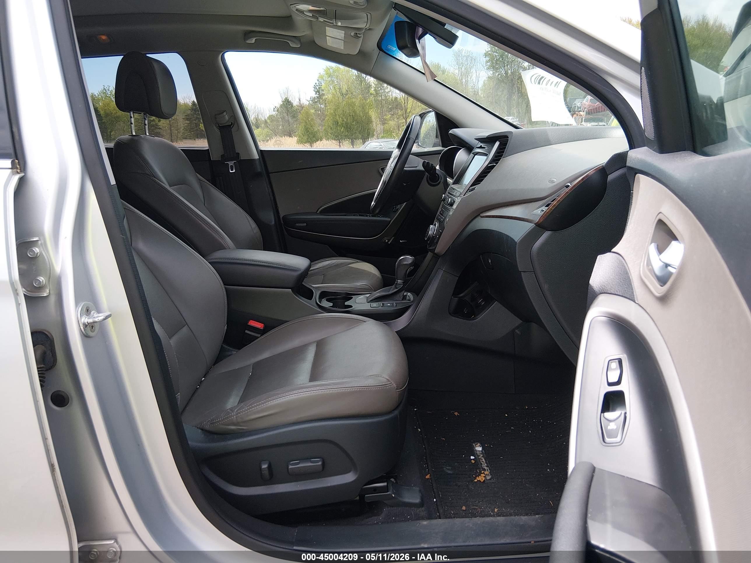 HYUNDAI SANTA image 5