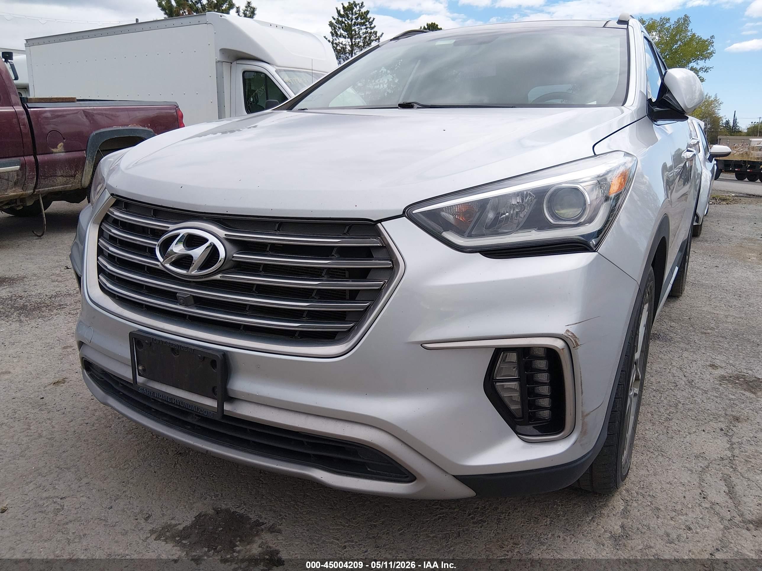 HYUNDAI SANTA image 6