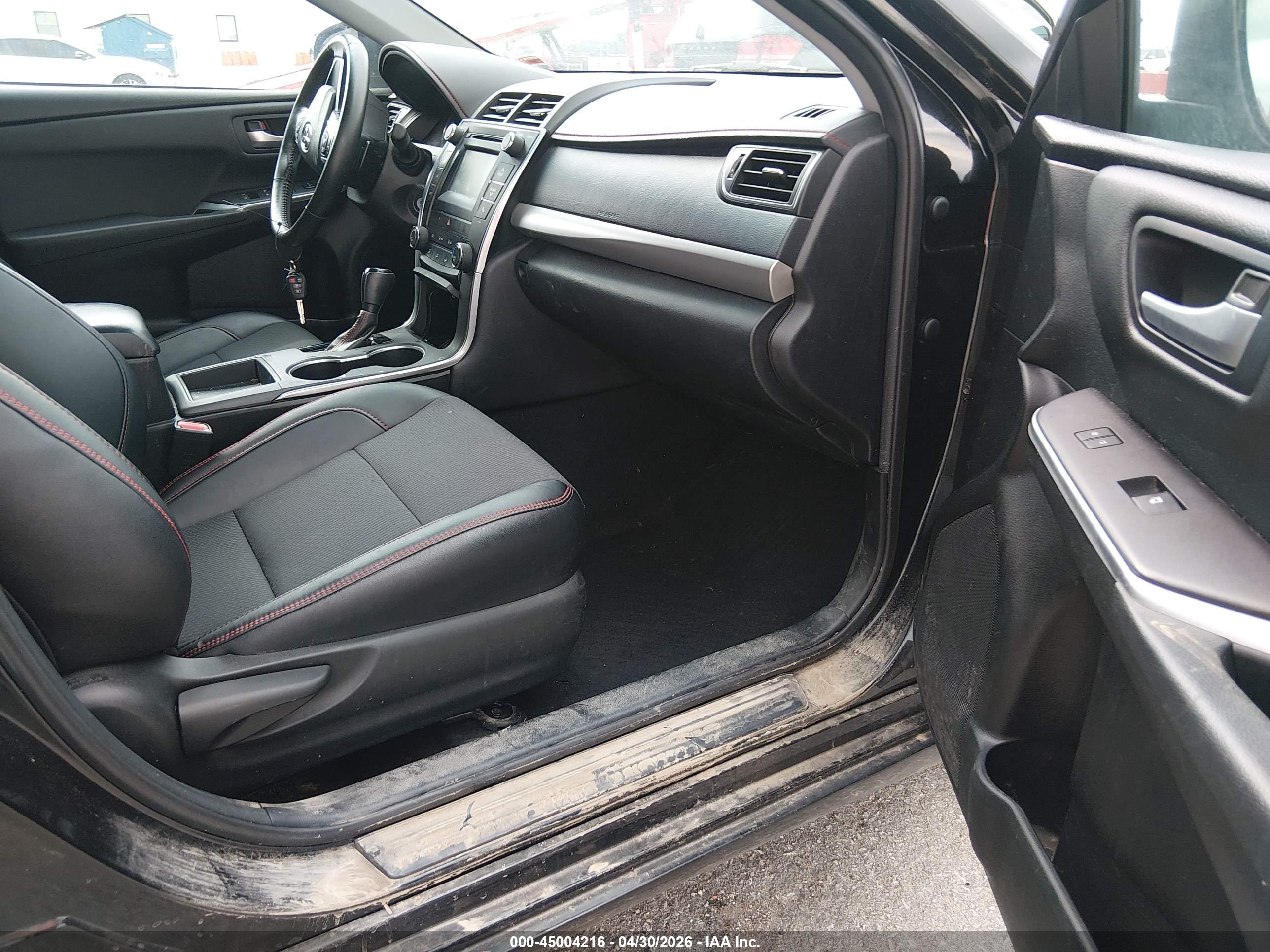 TOYOTA CAMRY image 5