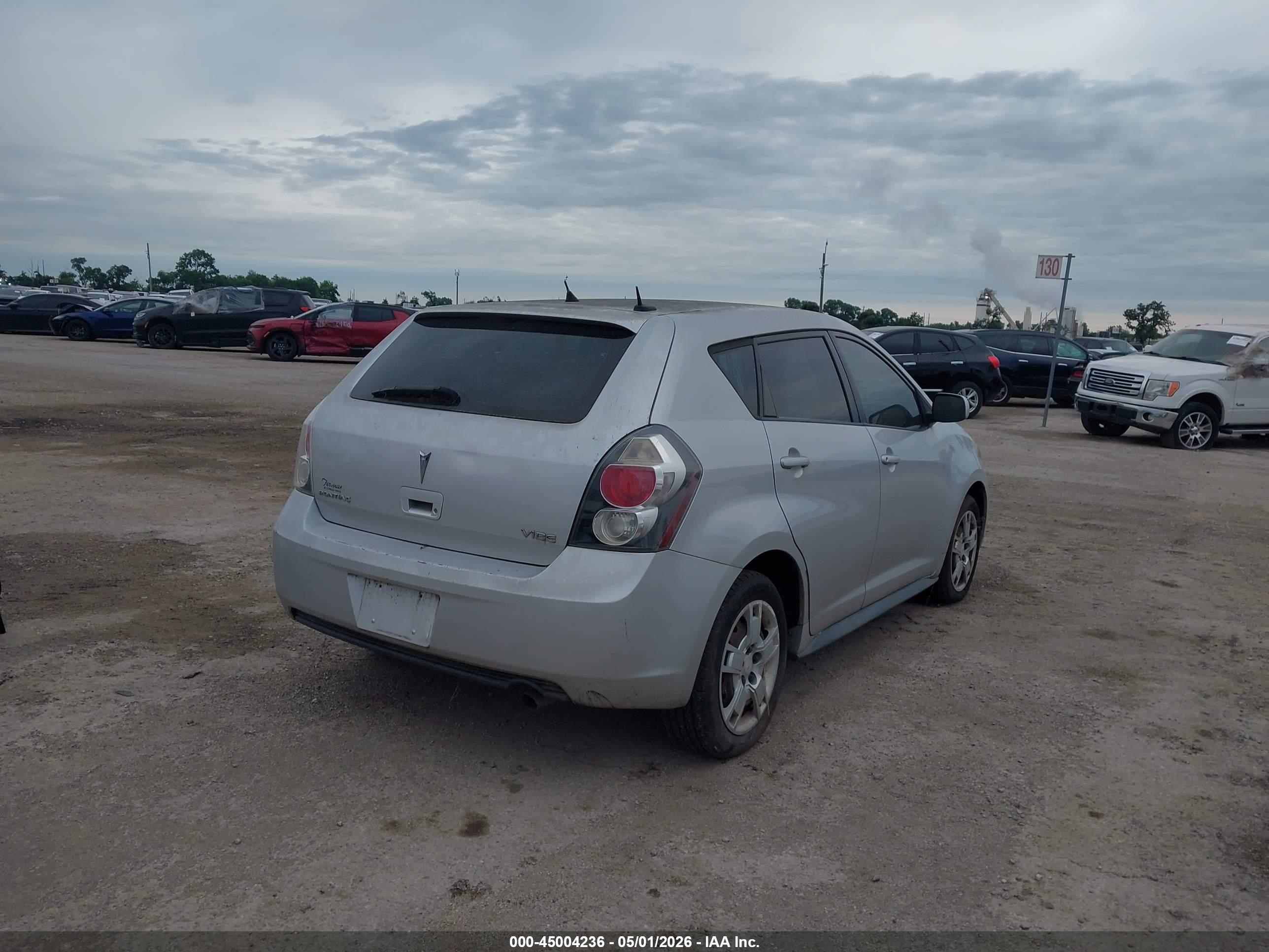PONTIAC VIBE image 4
