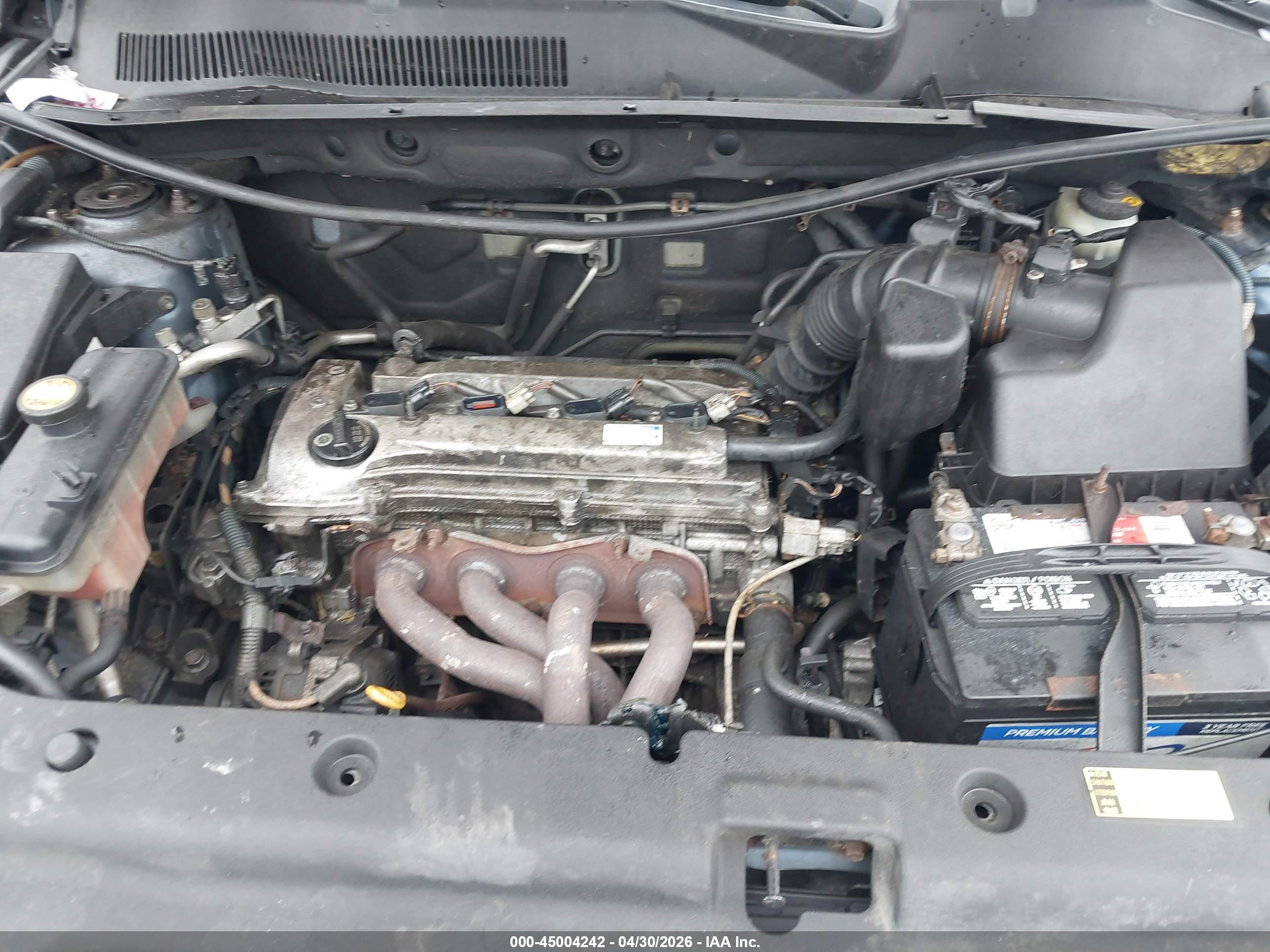 TOYOTA RAV4 image 10
