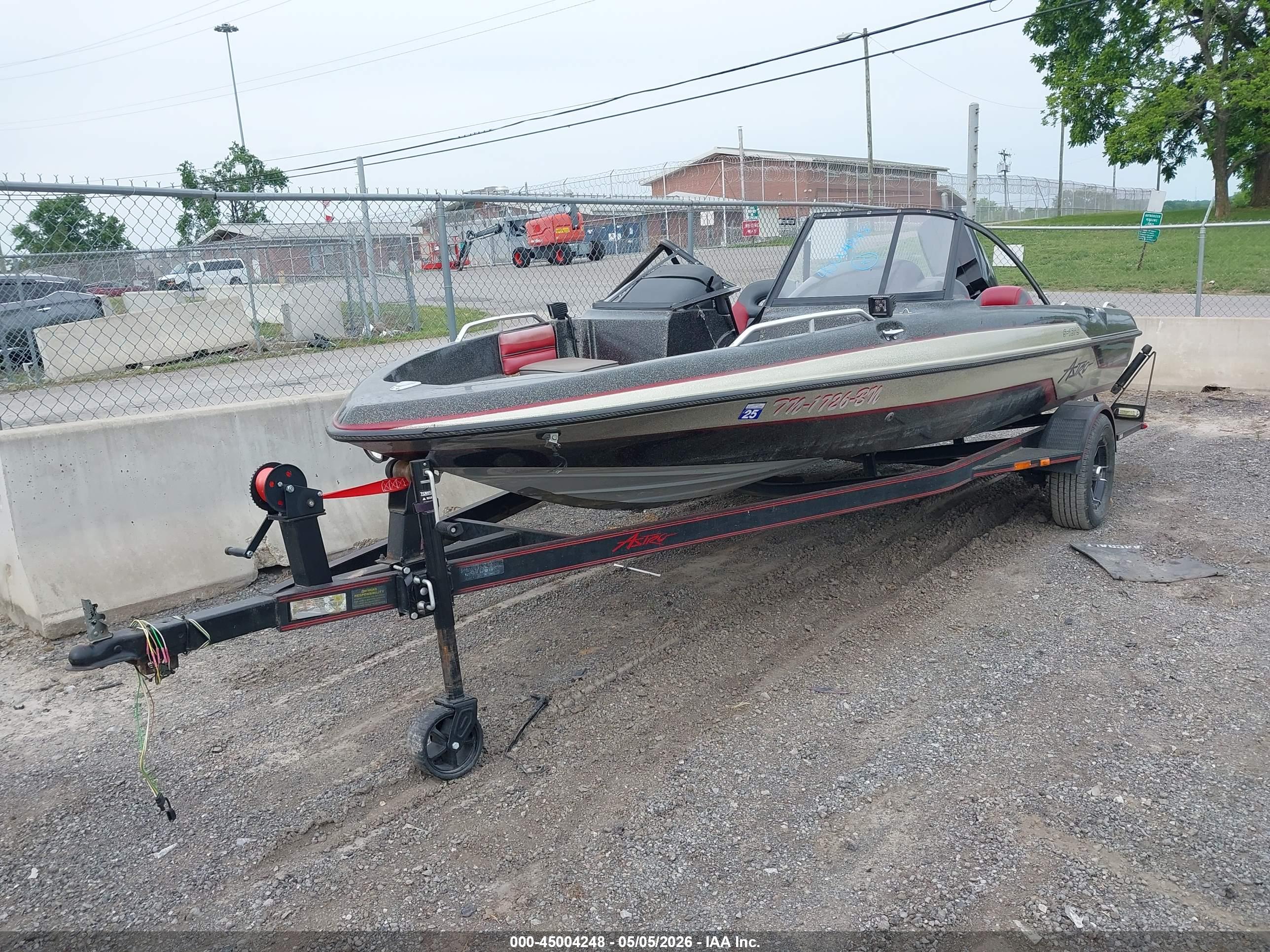 ASTRO SKIBOAT image 2