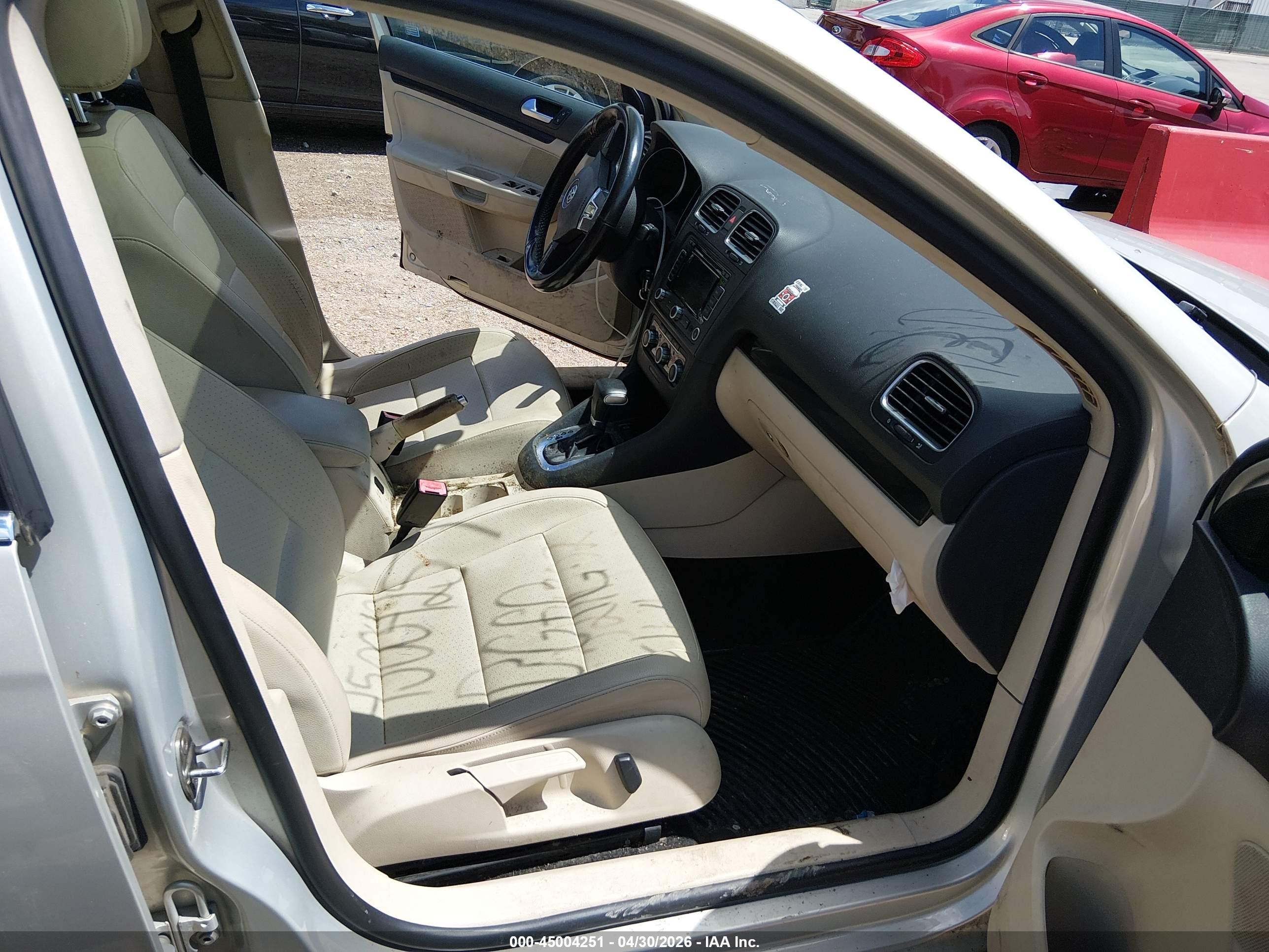 VOLKSWAGEN JETTA image 5