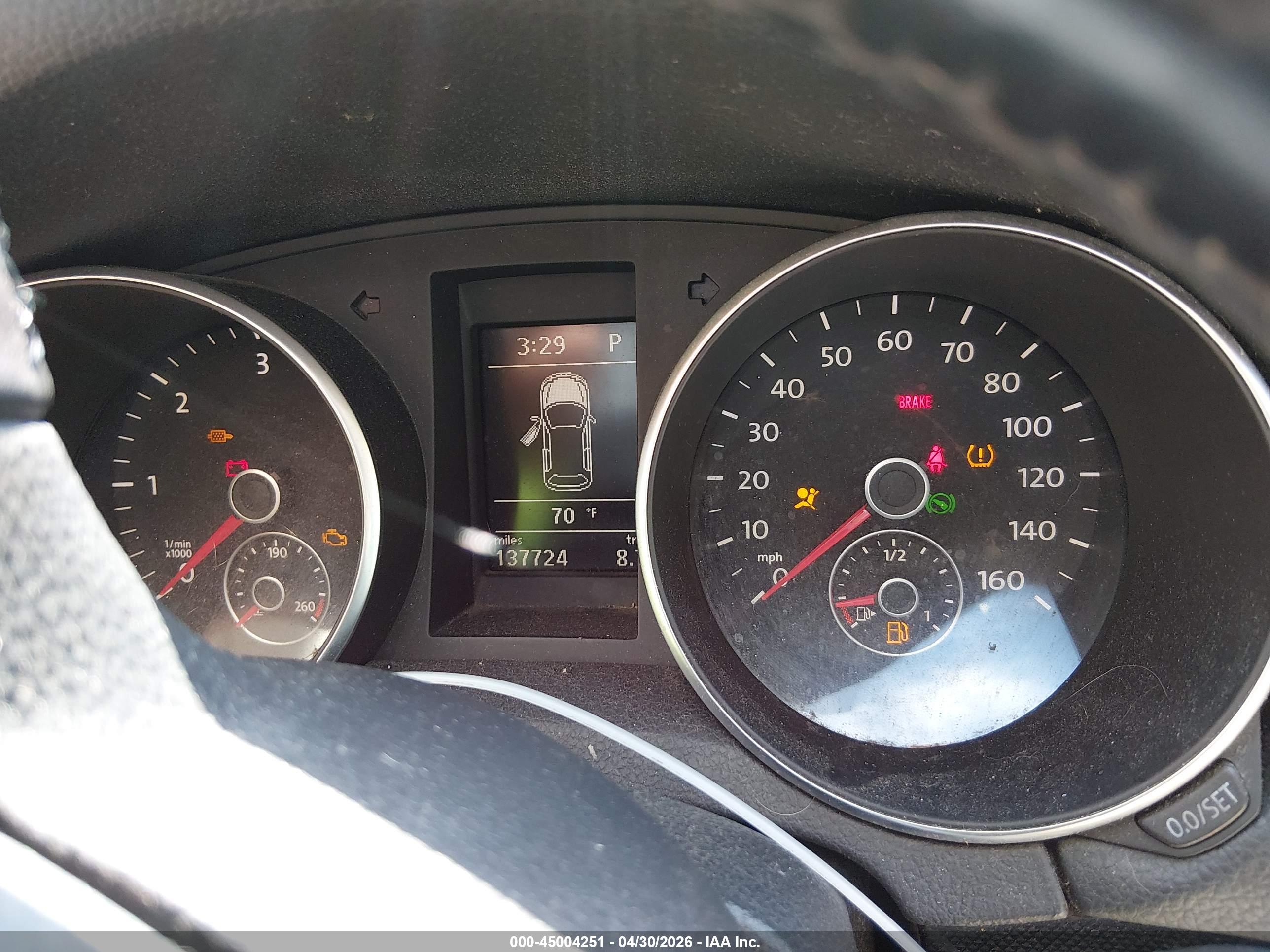 VOLKSWAGEN JETTA image 7