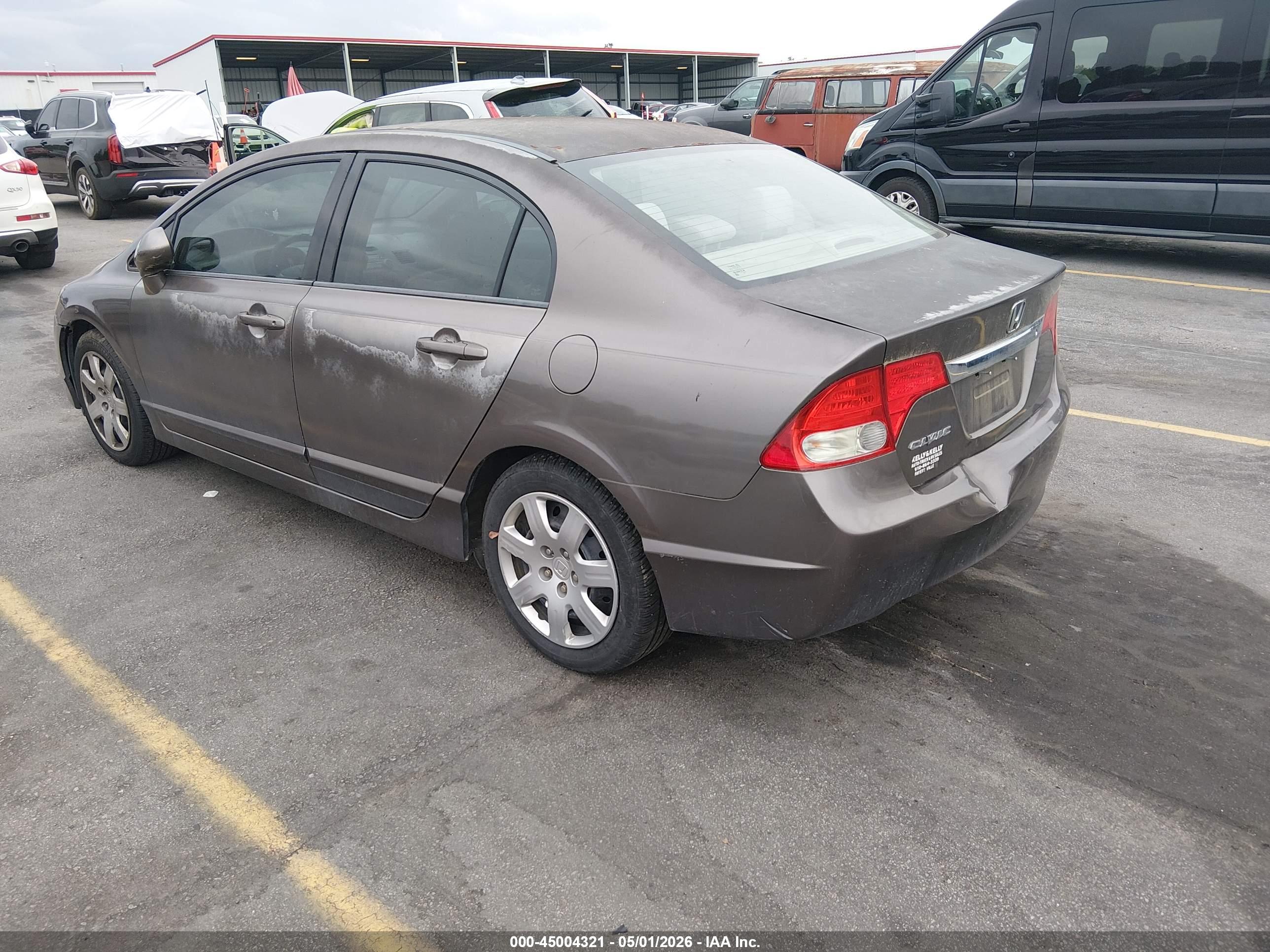 HONDA CIVIC image 3