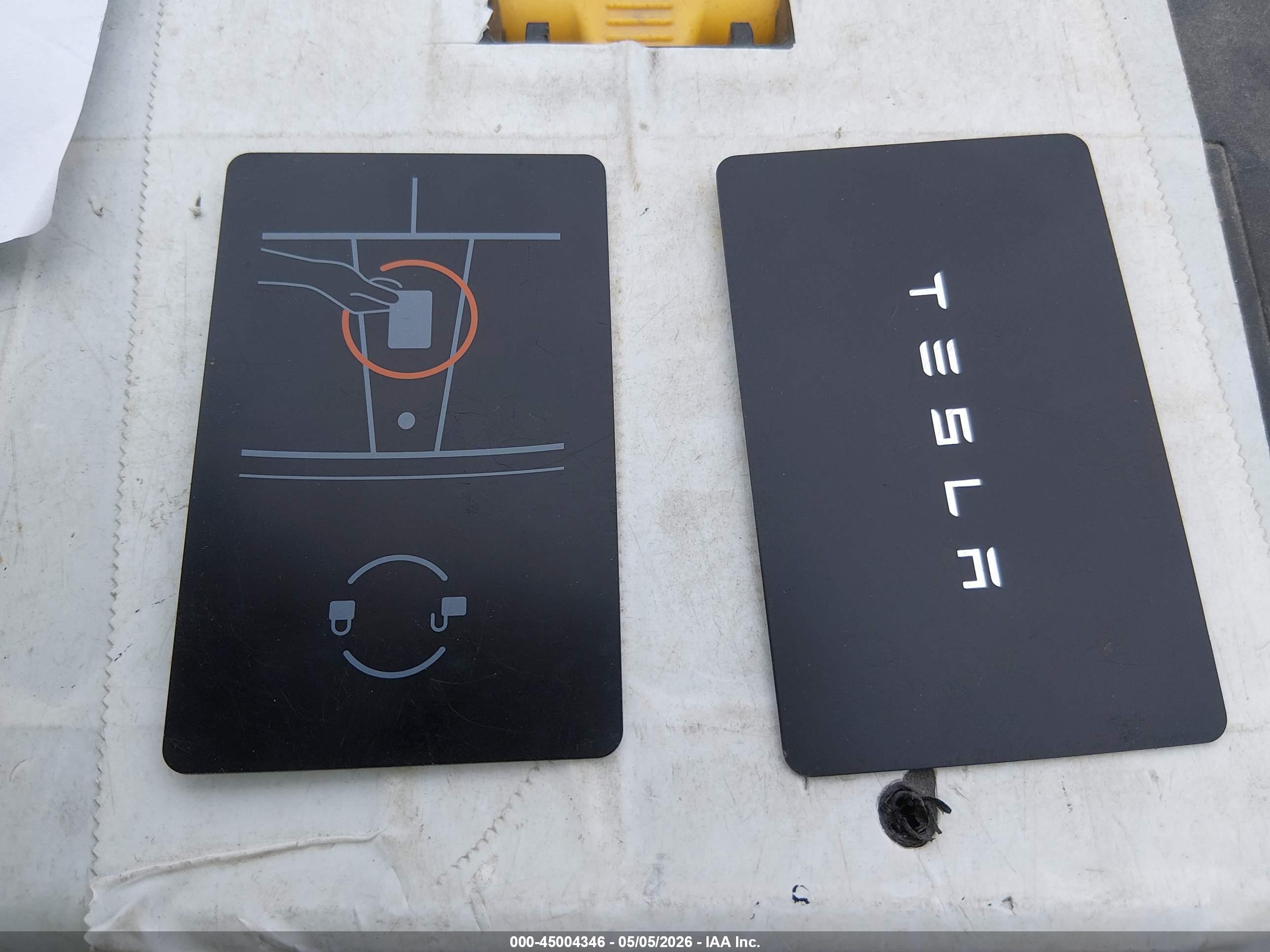 TESLA MODEL image 11