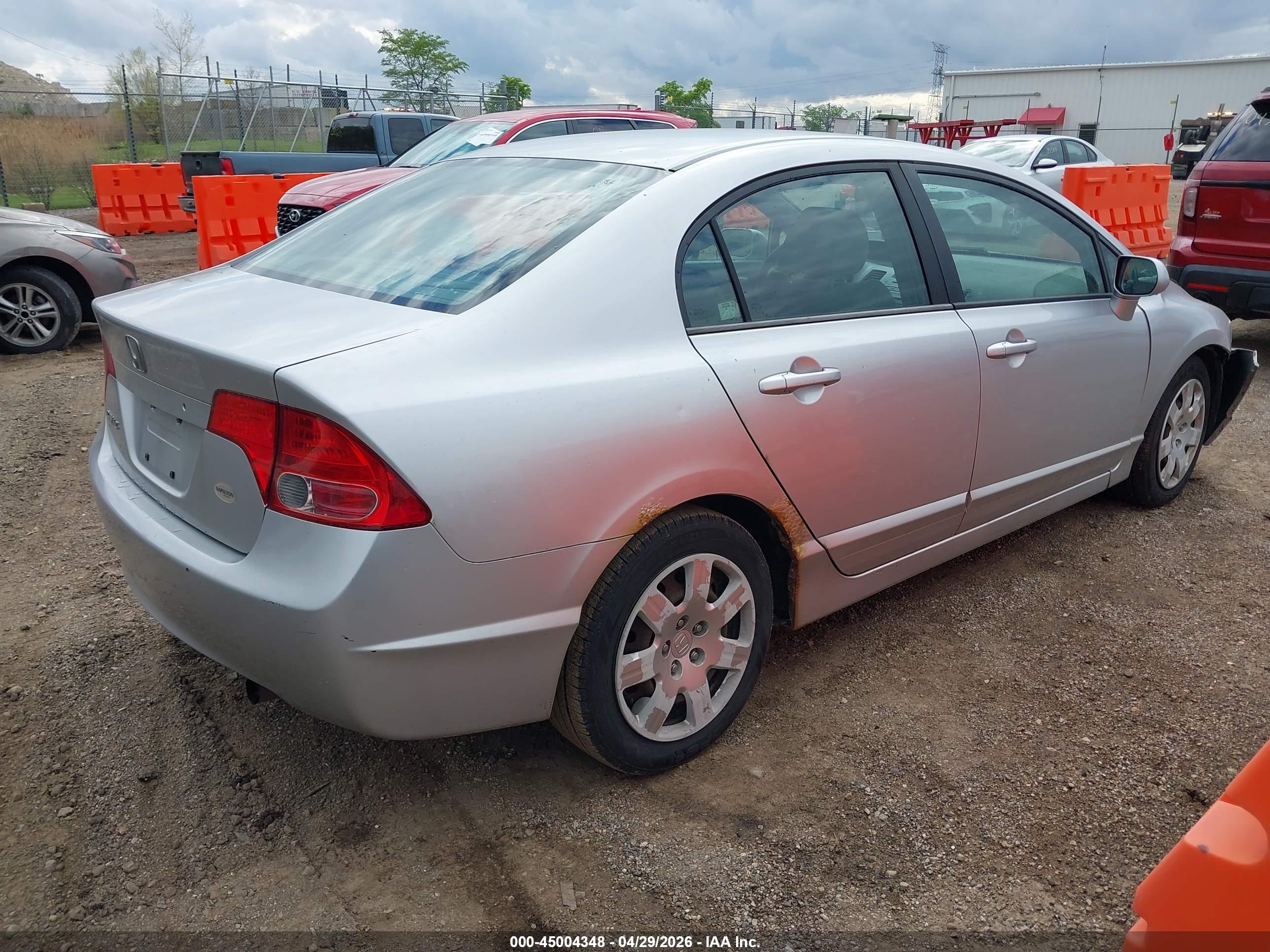 HONDA CIVIC image 4