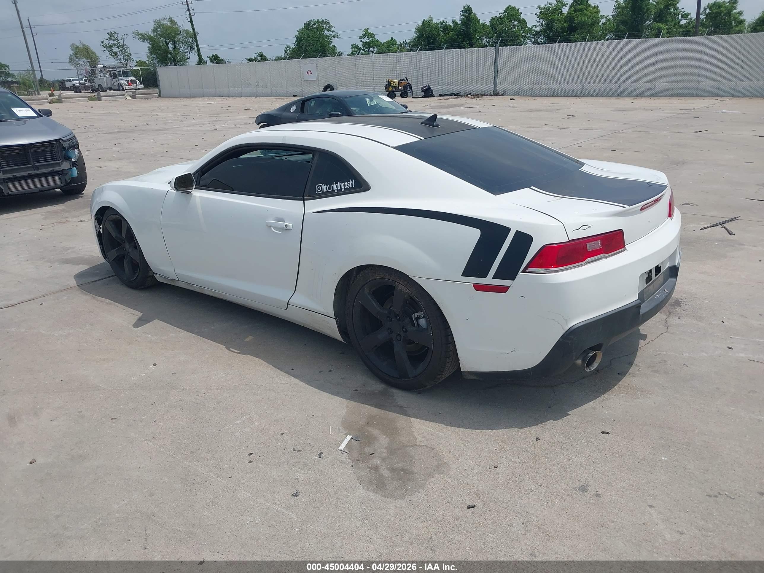 CHEVROLET CAMARO image 3