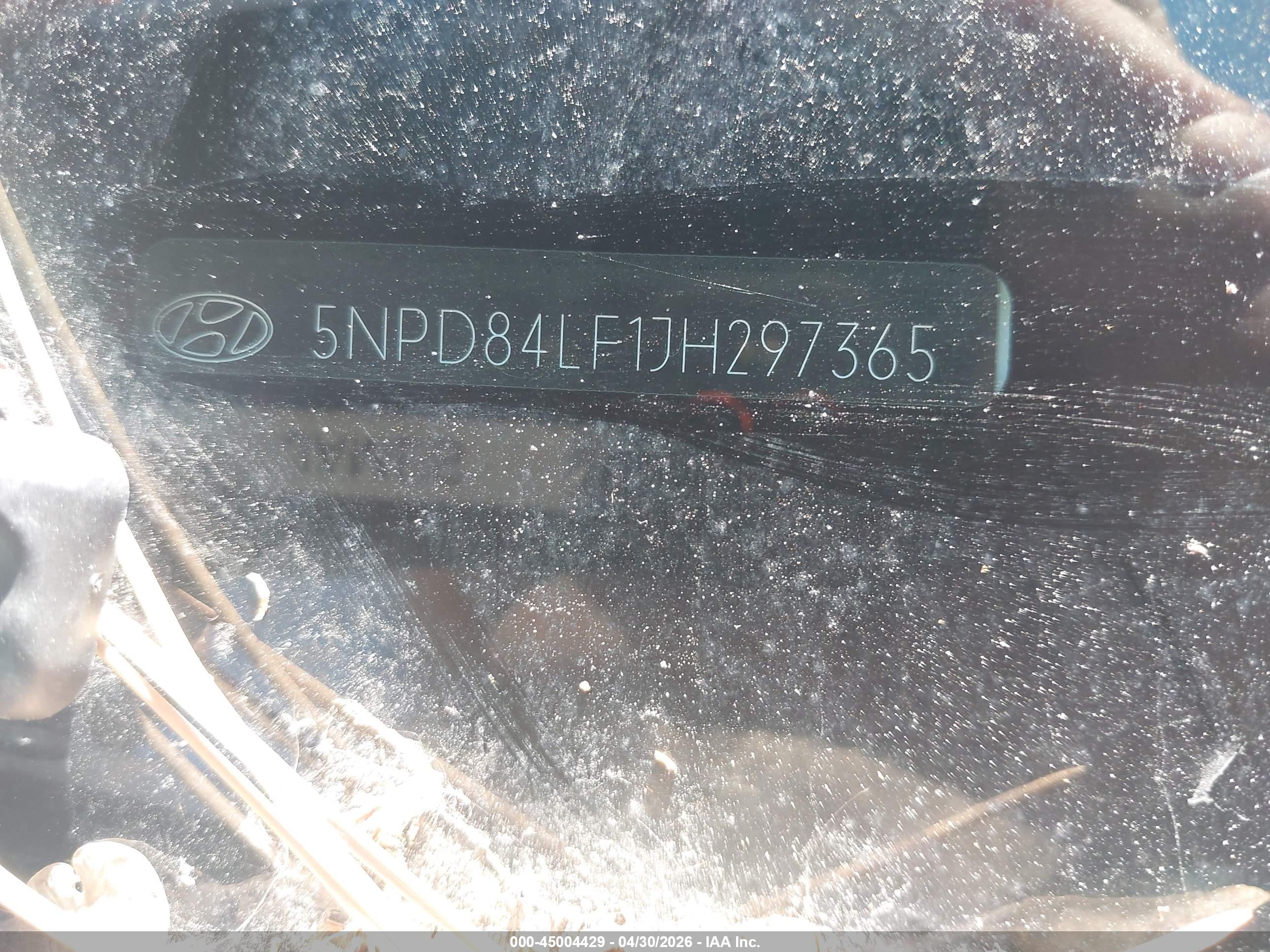 HYUNDAI ELANTRA image 9