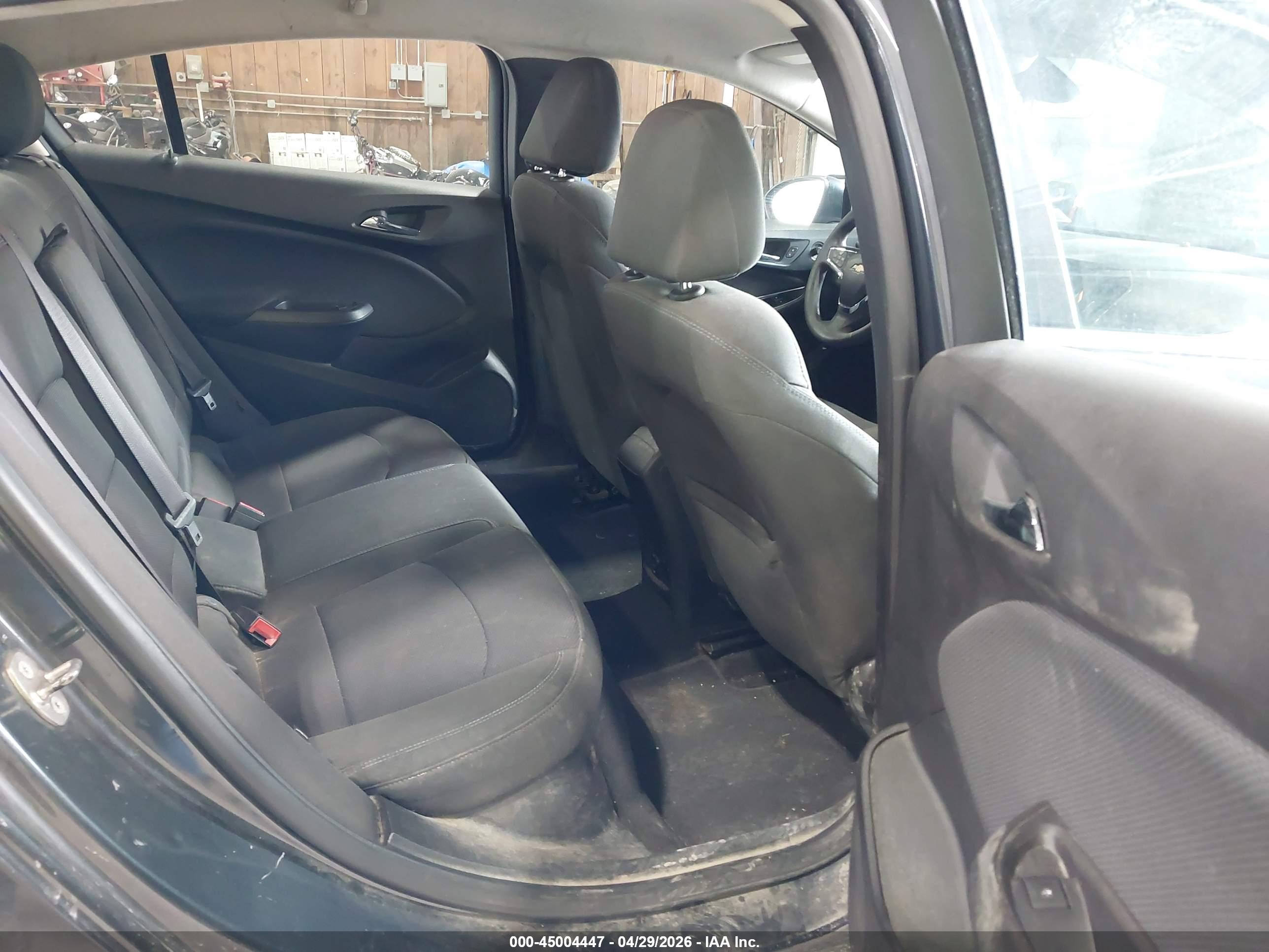 CHEVROLET CRUZE image 8