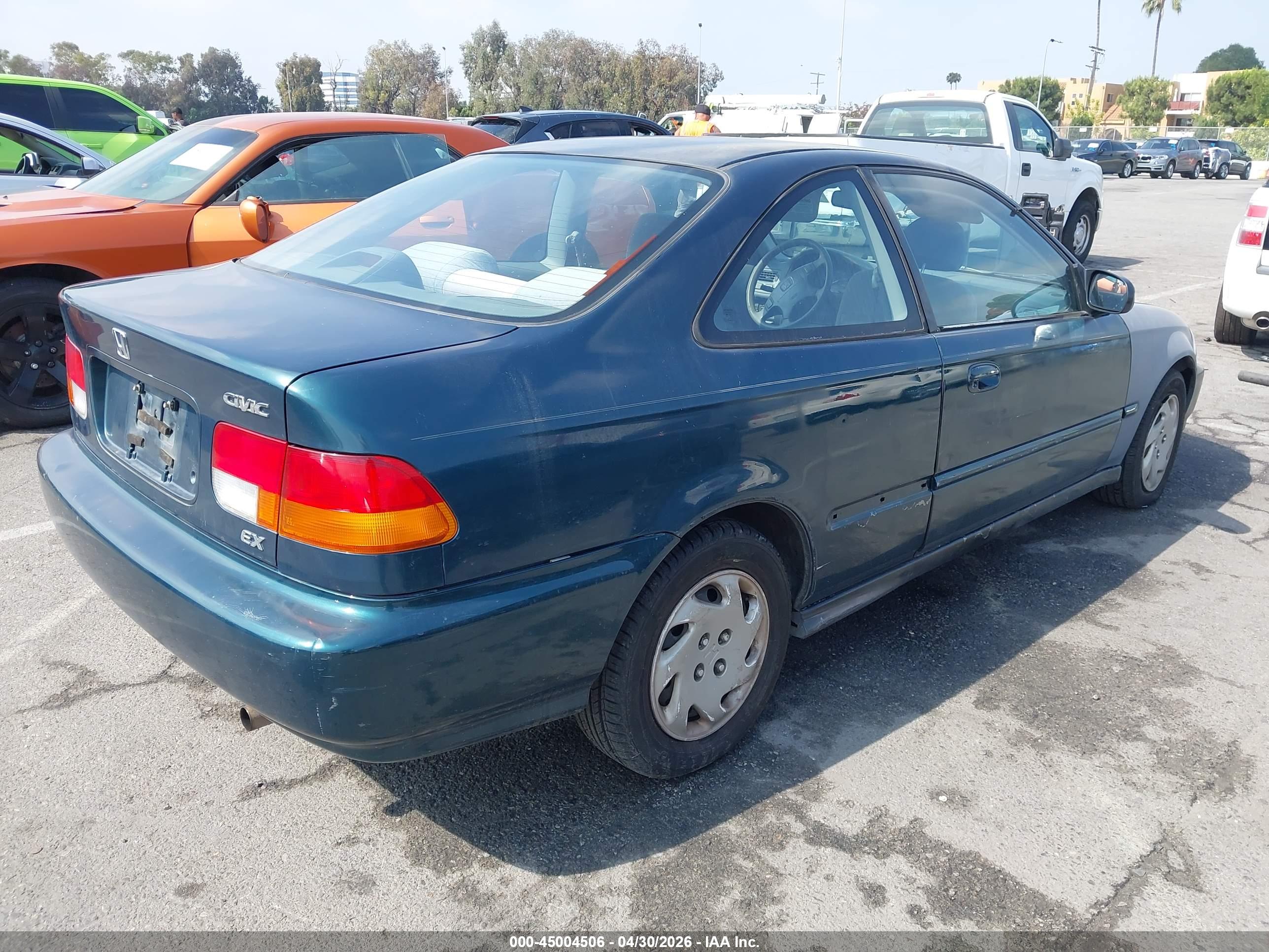 HONDA CIVIC image 4