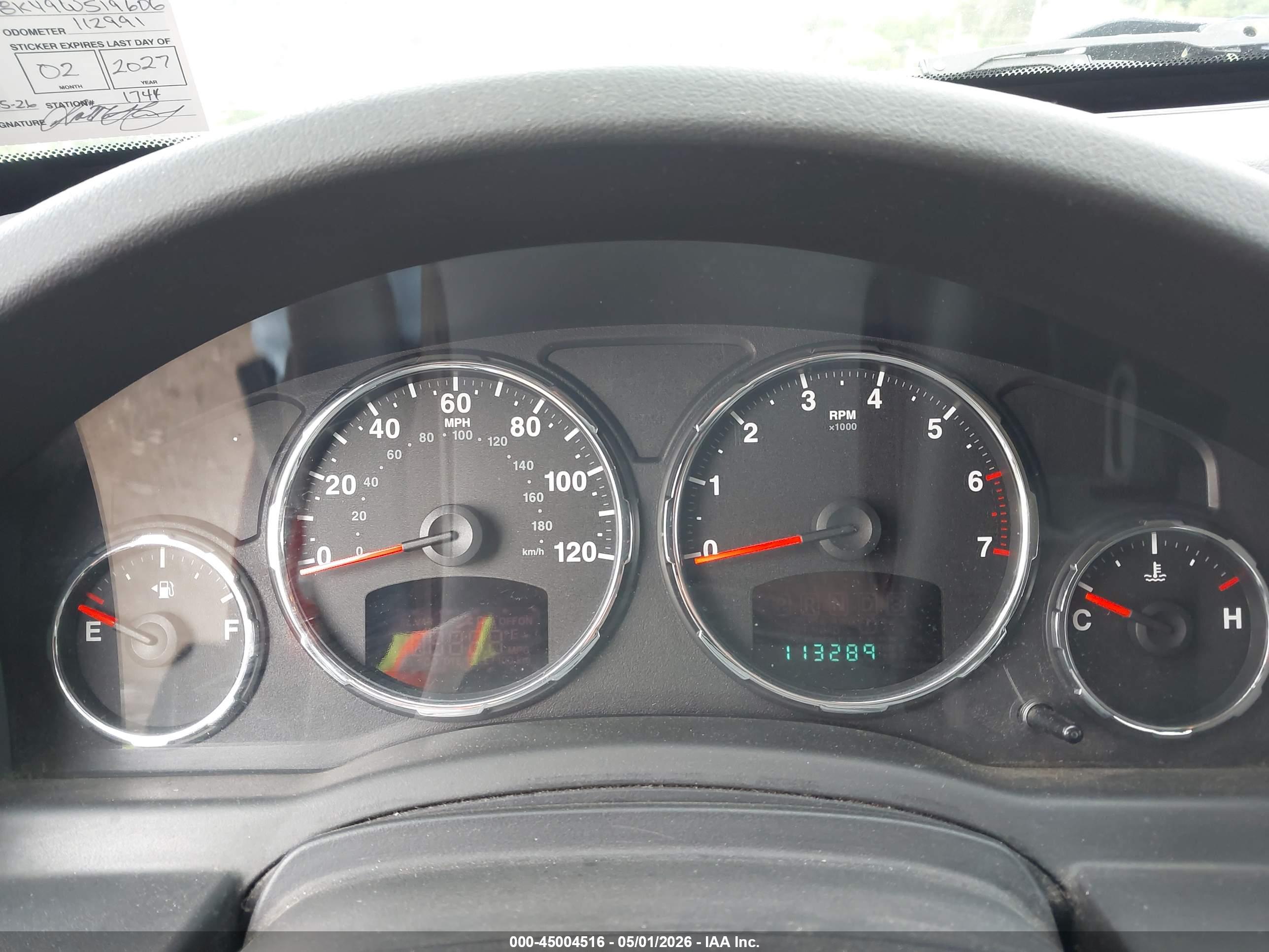 JEEP LIBERTY image 7
