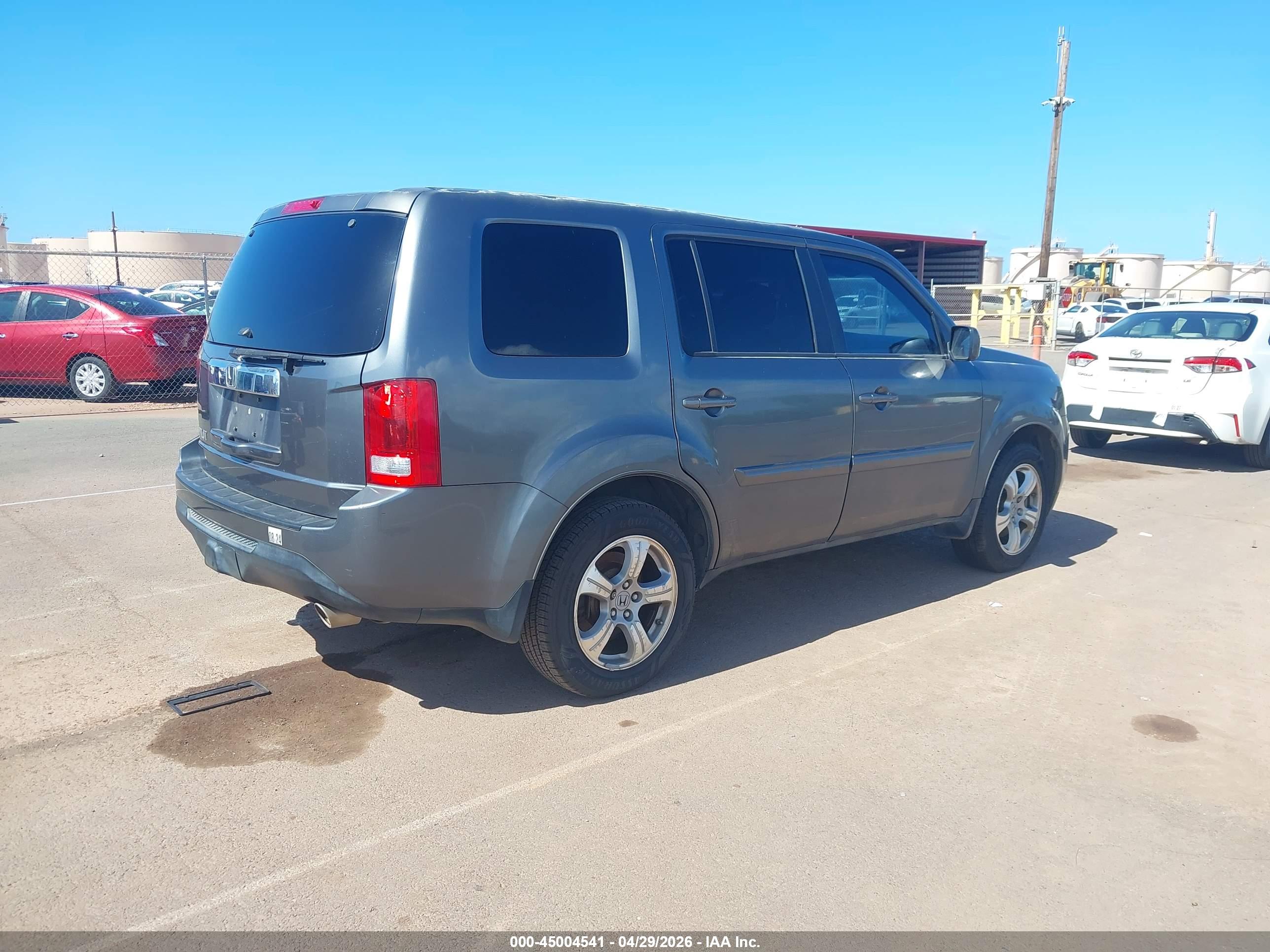 HONDA PILOT image 4