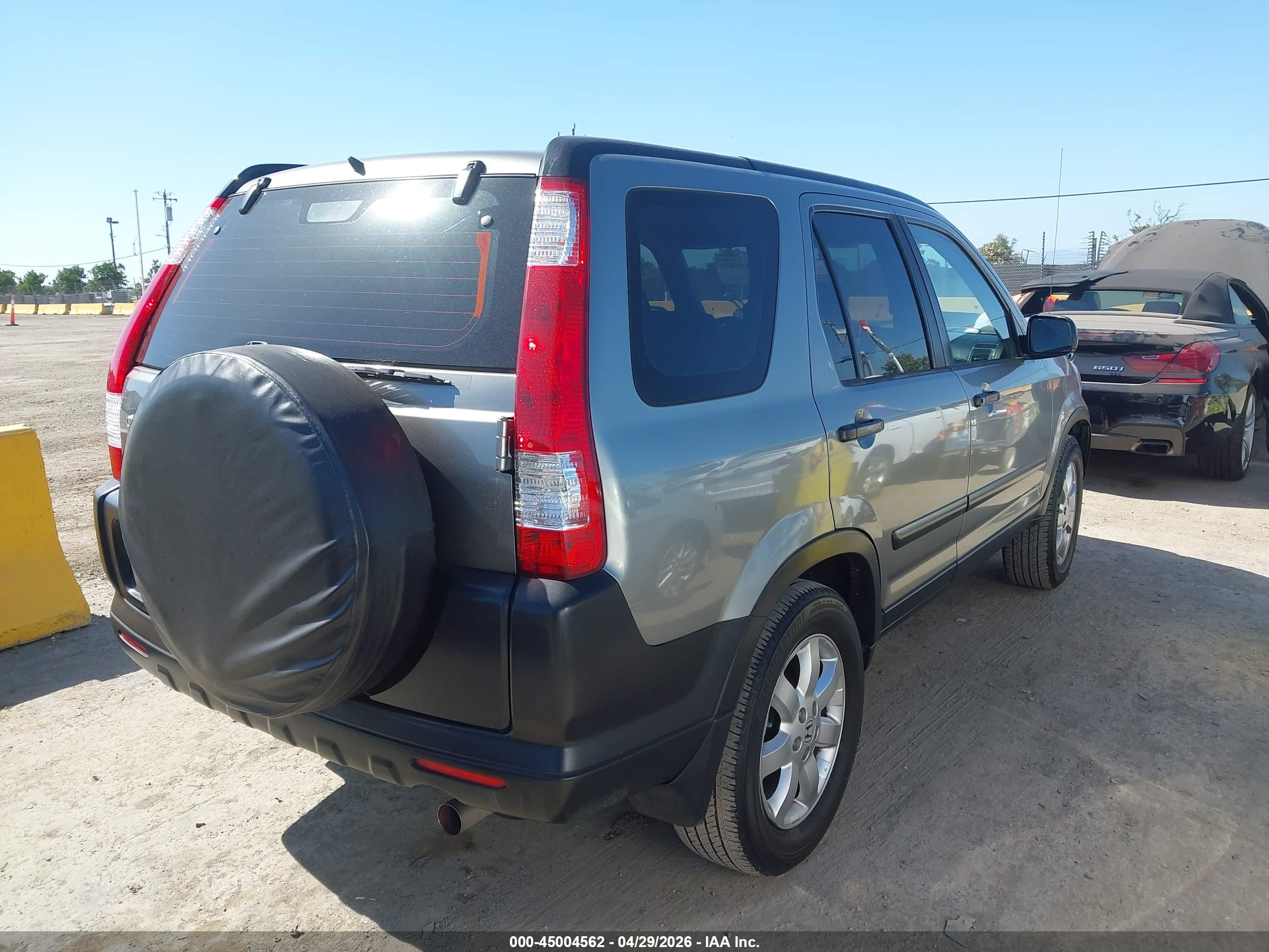 HONDA CR-V image 4