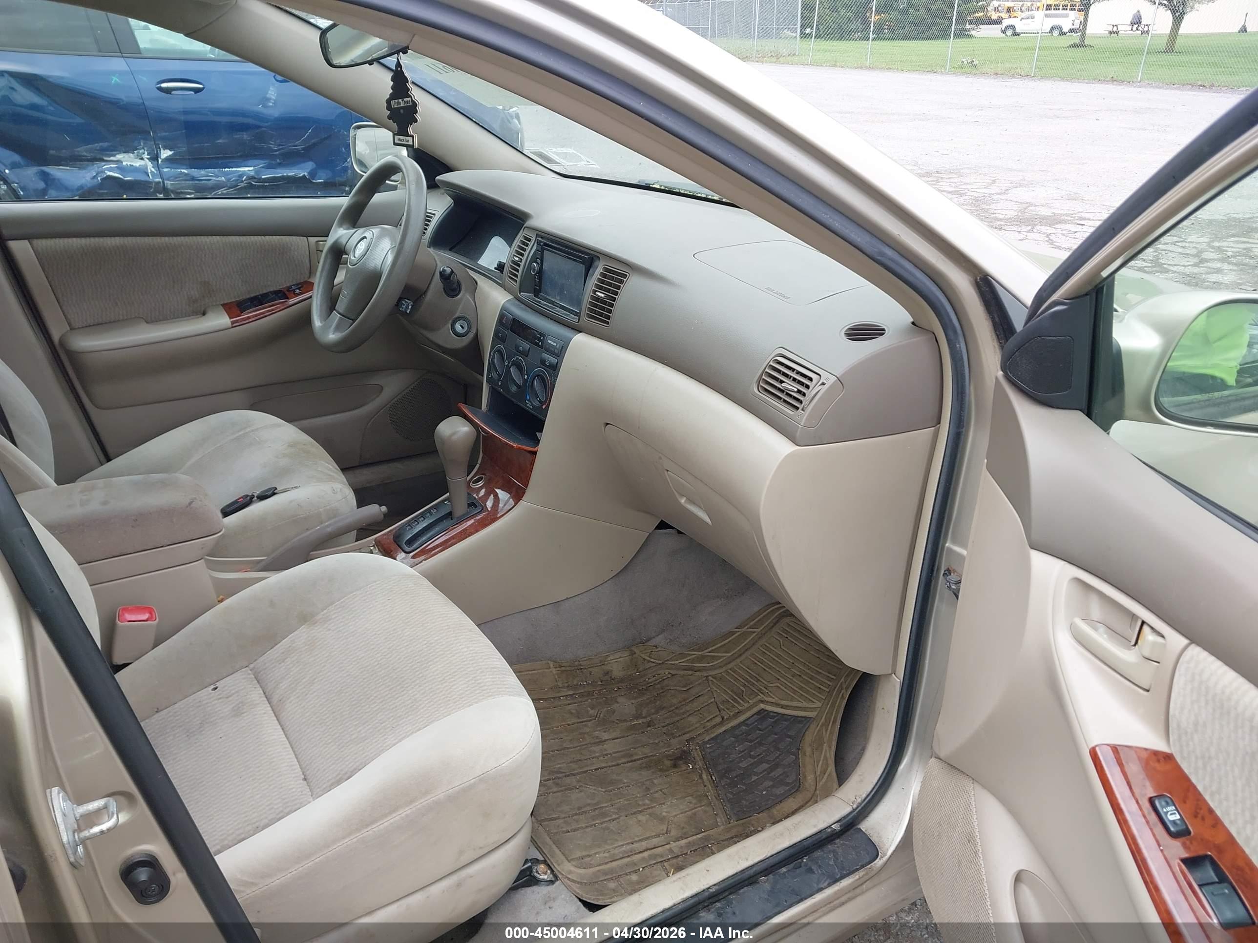 TOYOTA COROLLA image 5