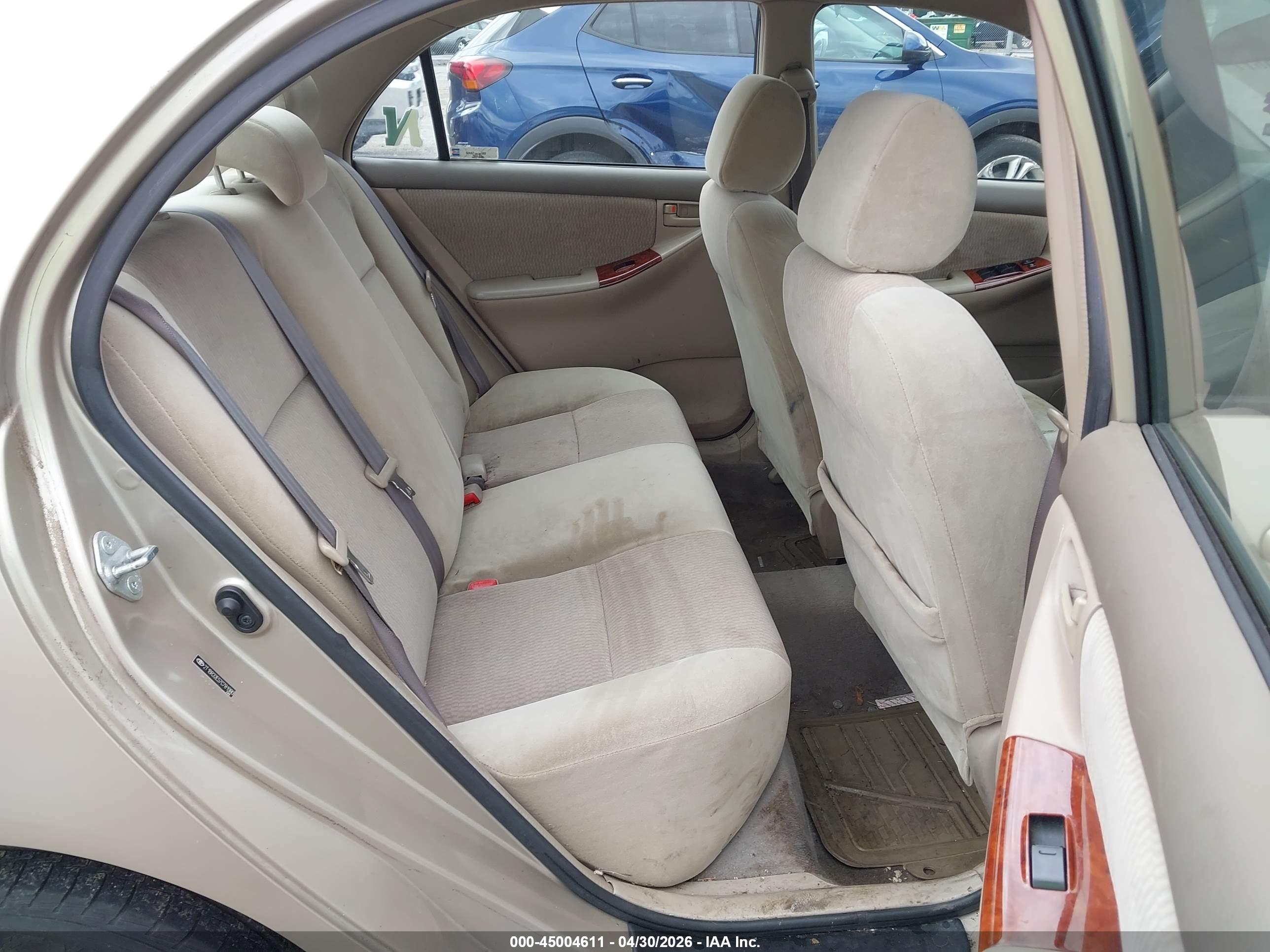 TOYOTA COROLLA image 8