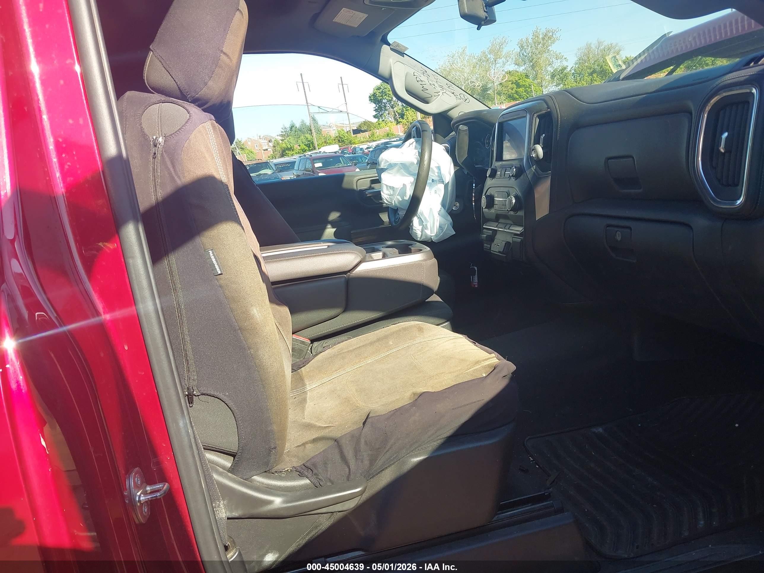 CHEVROLET SILVERADO image 5