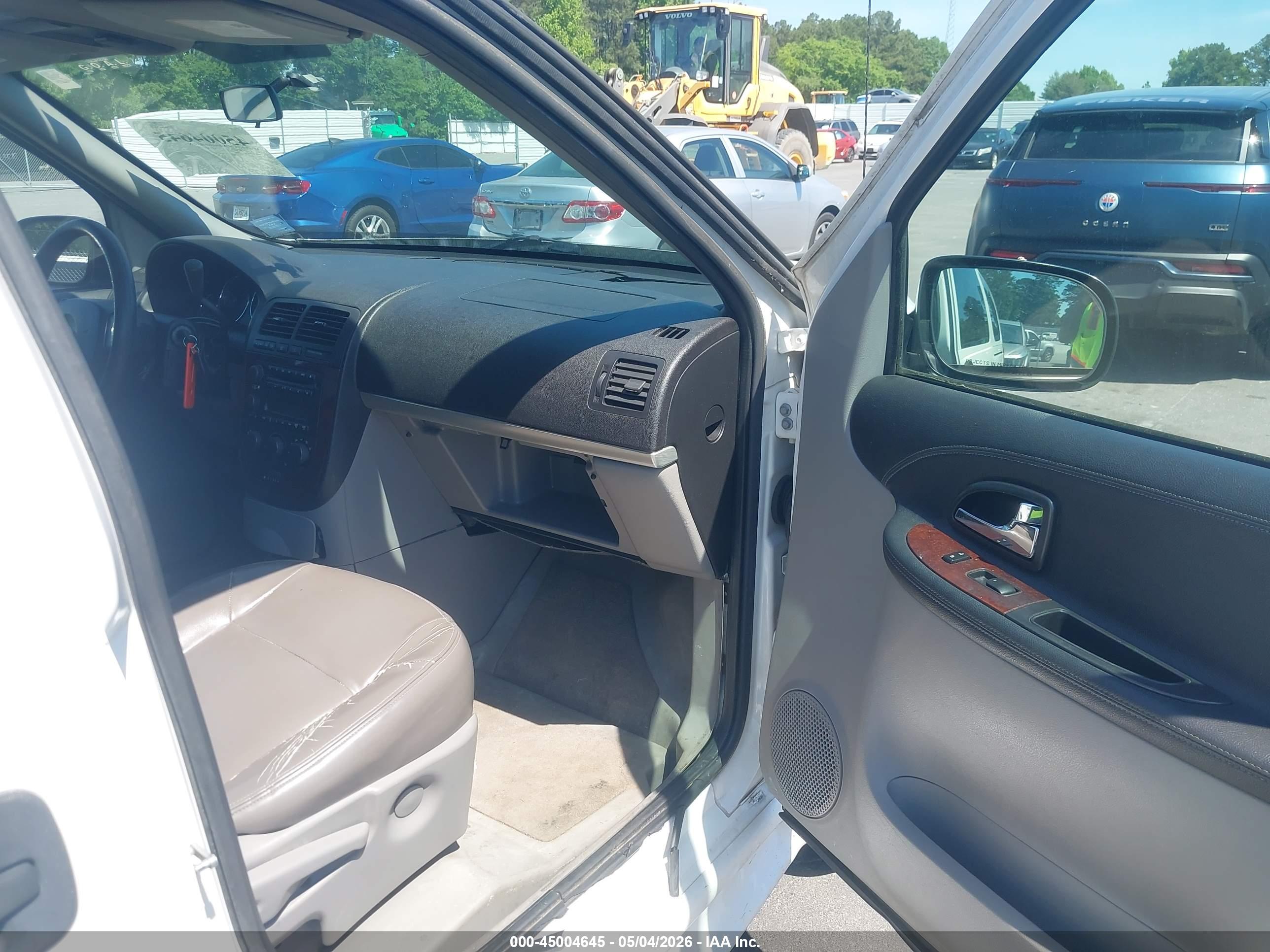 CHEVROLET UPLANDER image 5