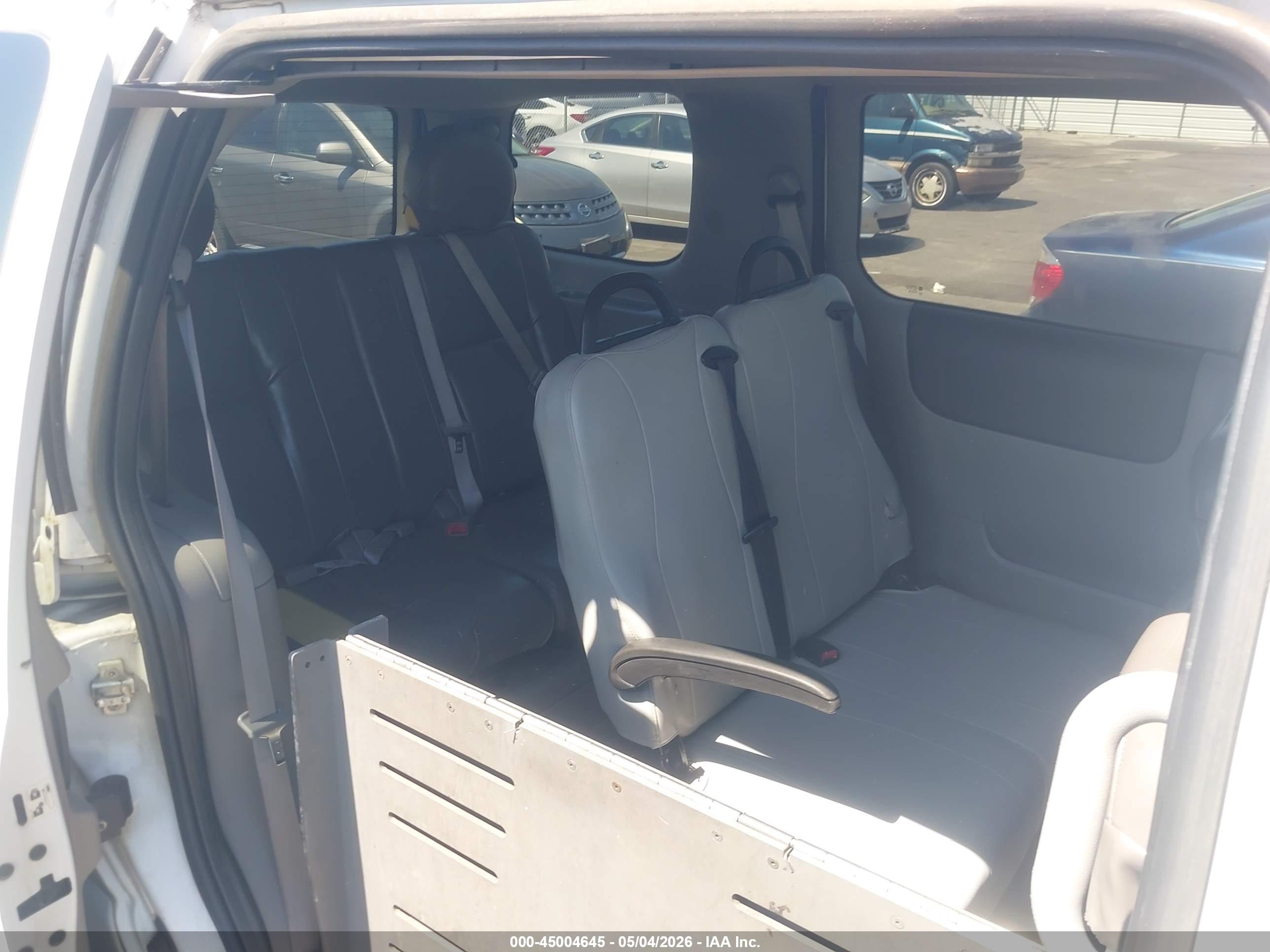 CHEVROLET UPLANDER image 8