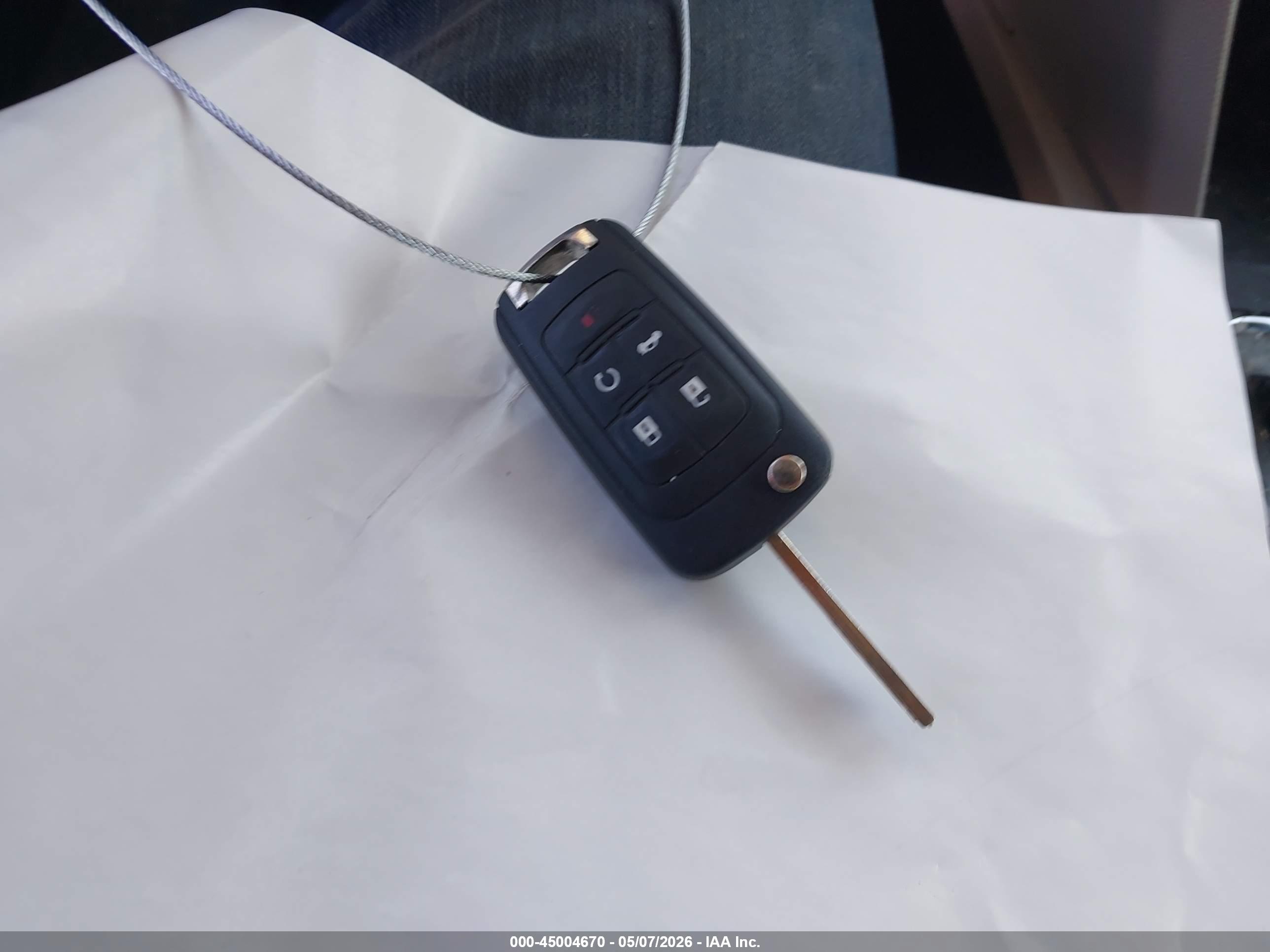 CHEVROLET EQUINOX image 11