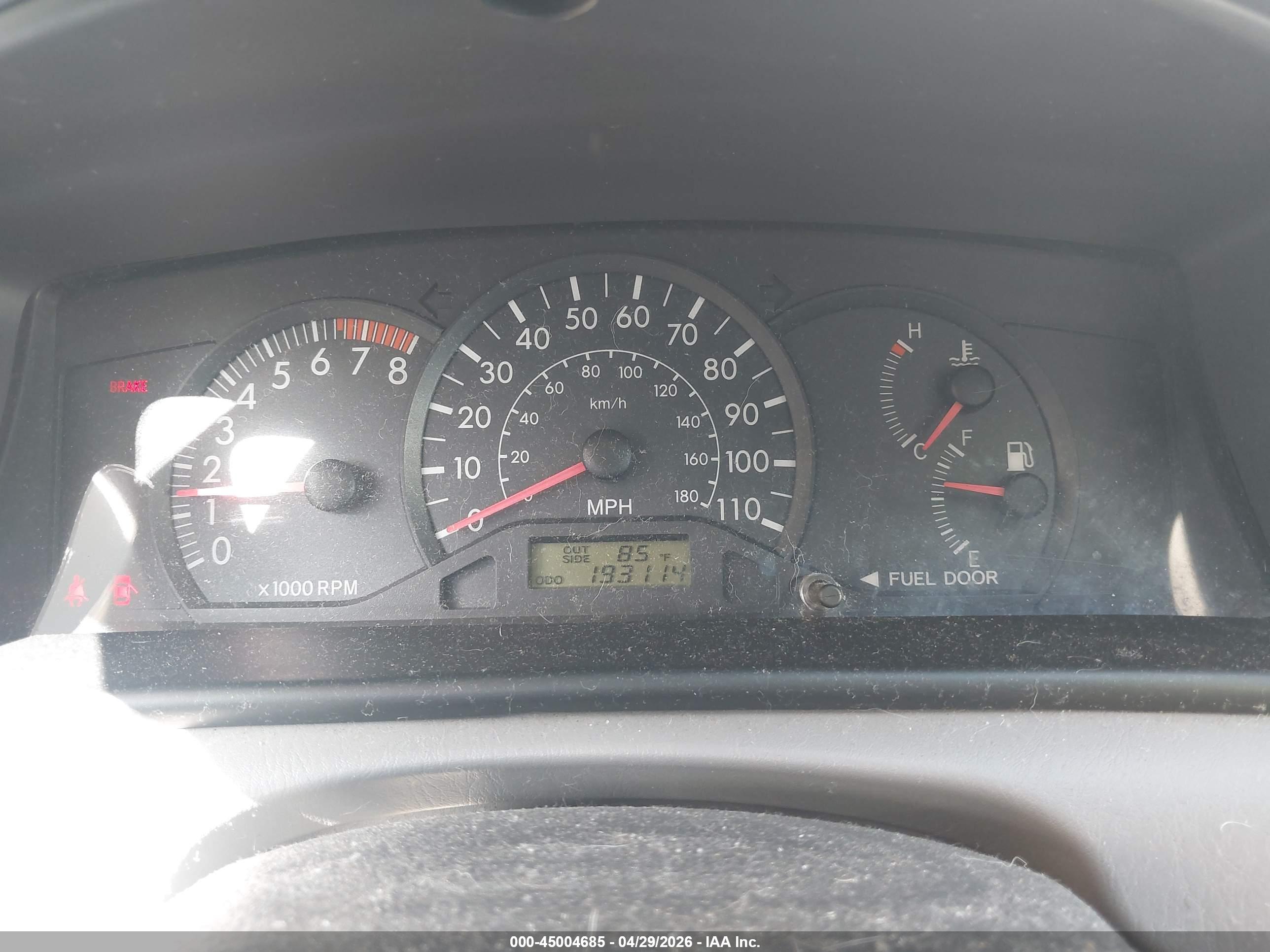 TOYOTA COROLLA image 7
