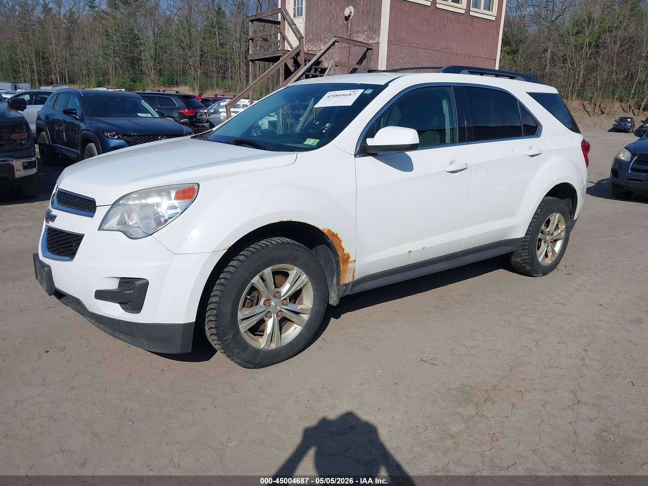 CHEVROLET EQUINOX image 2
