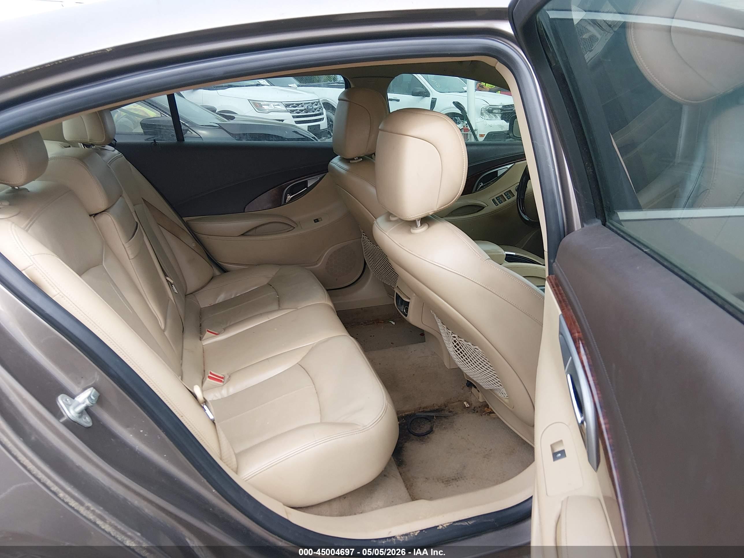 BUICK LACROSSE image 8
