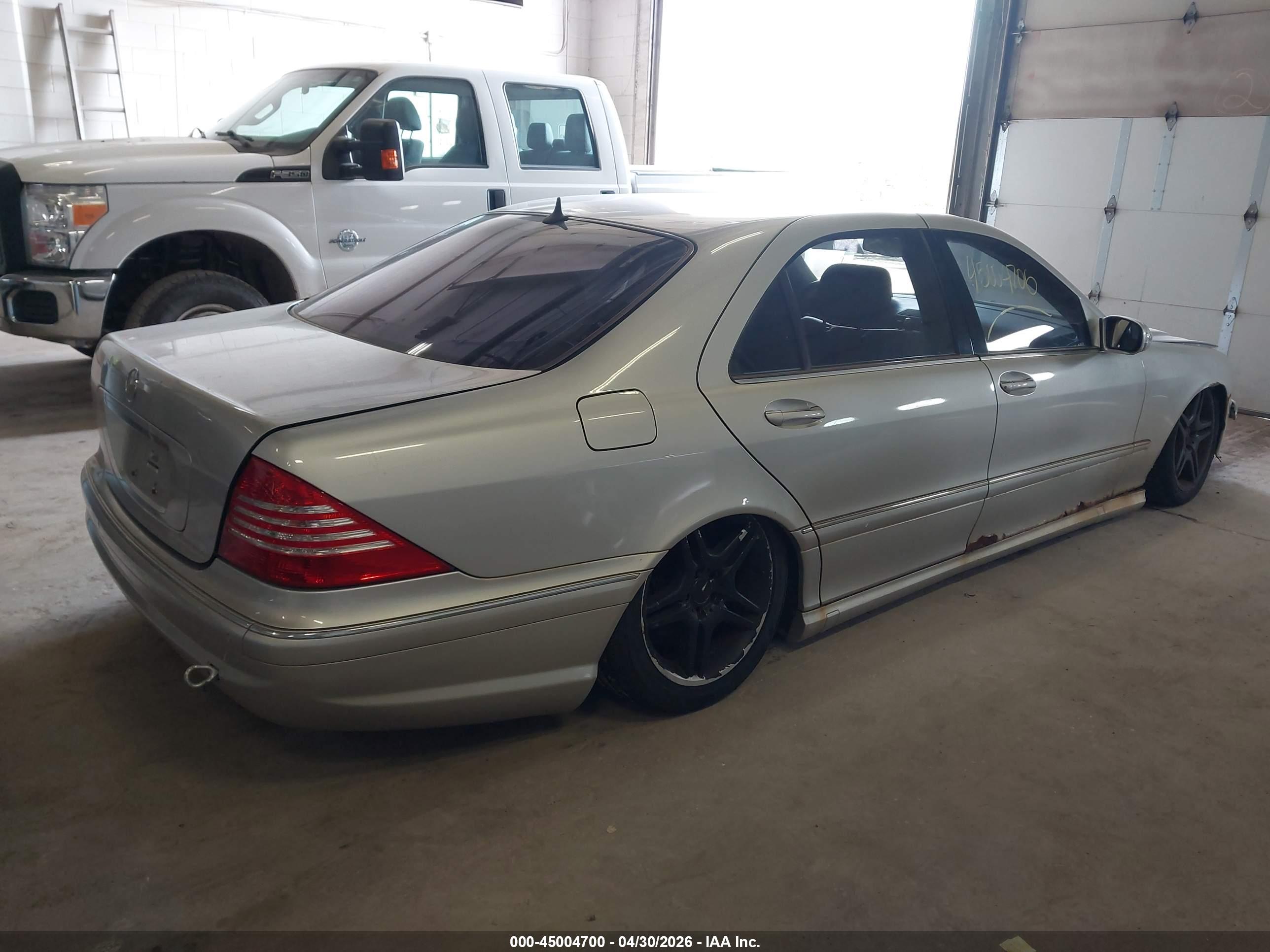 MERCEDES-BENZ S image 4