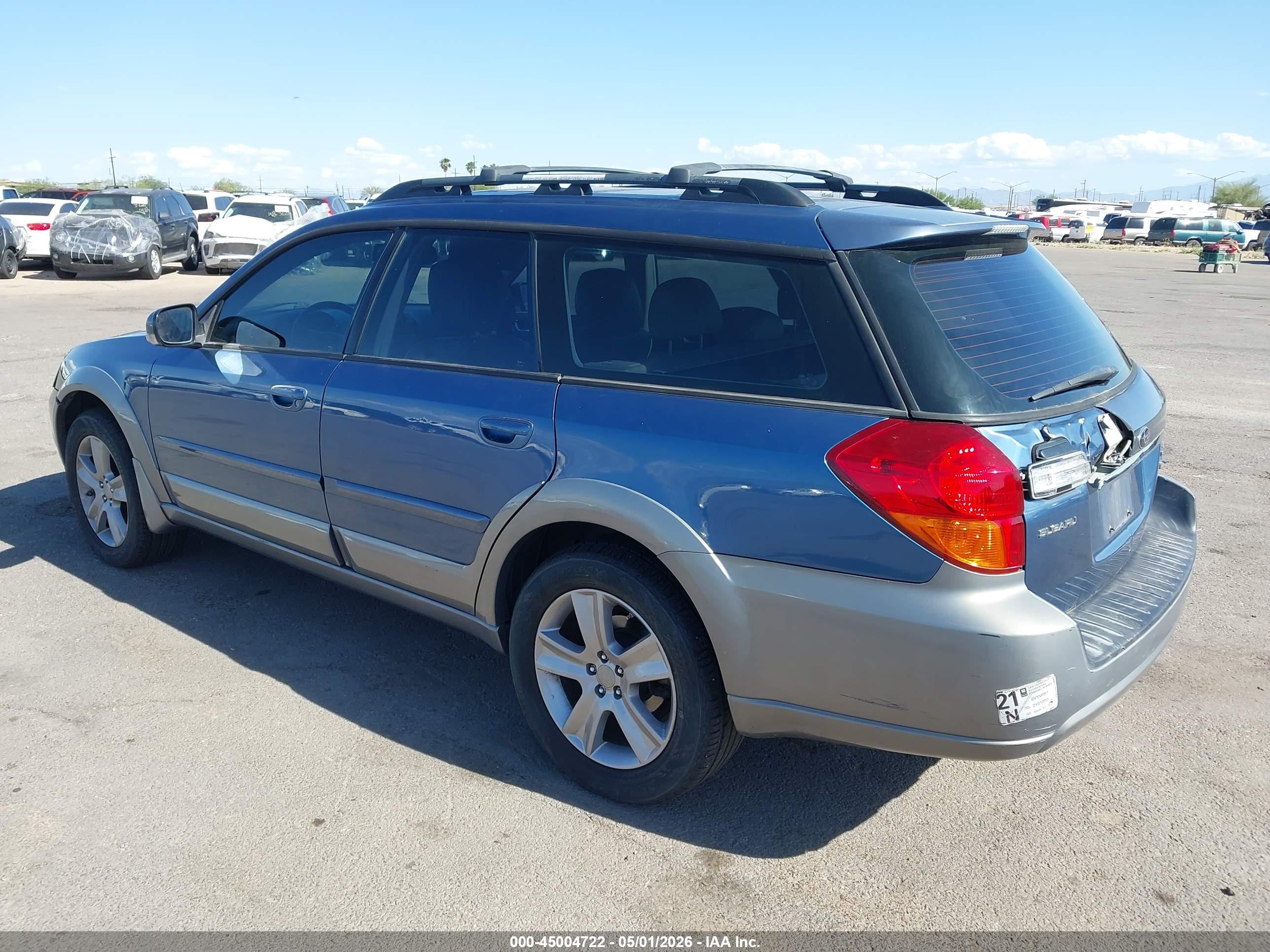 SUBARU OUTBACK image 3