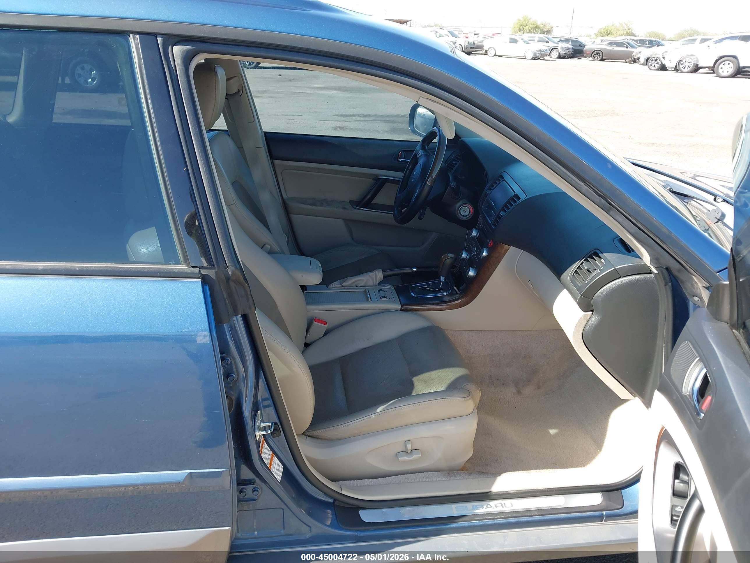 SUBARU OUTBACK image 5