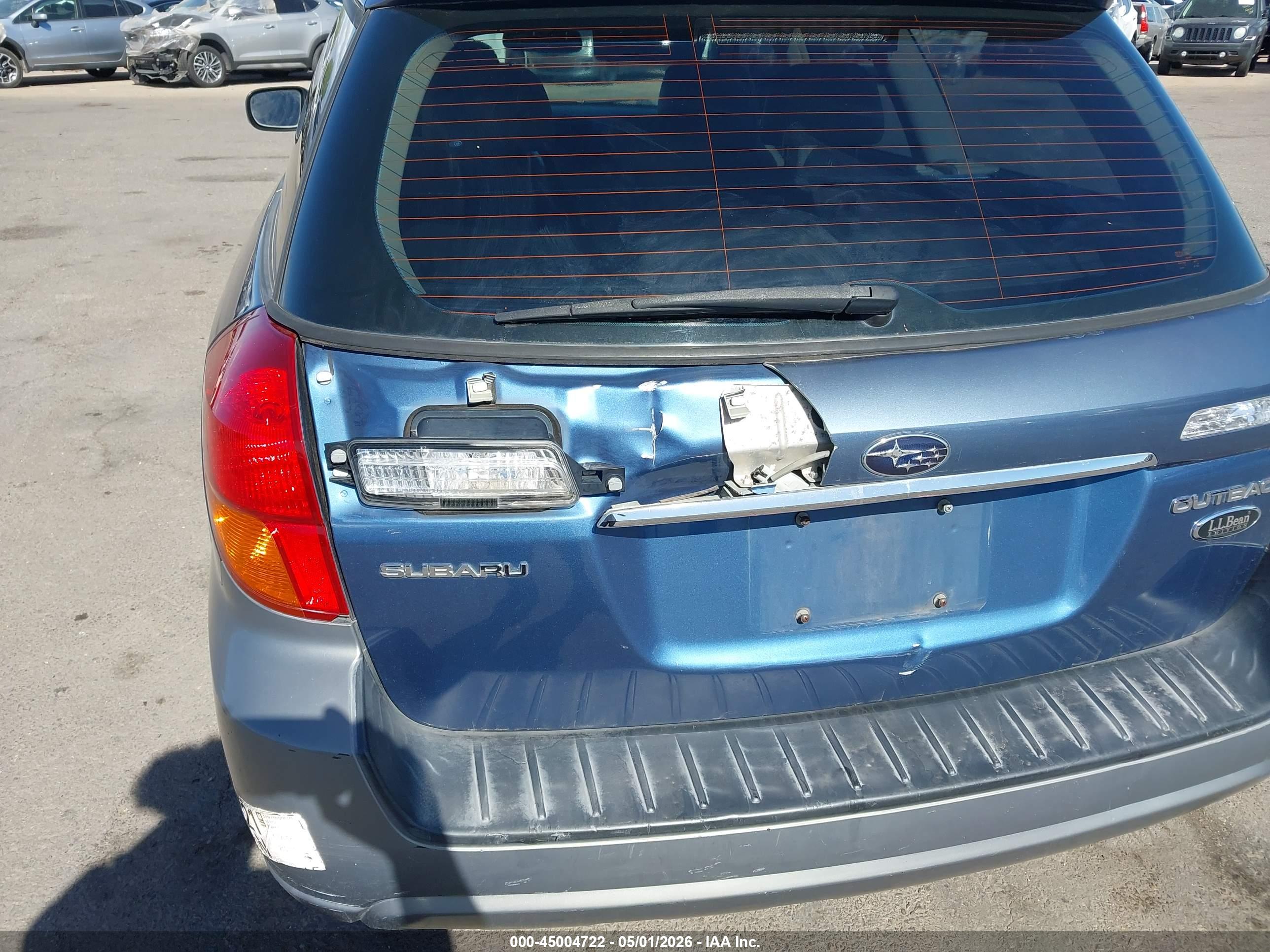 SUBARU OUTBACK image 6