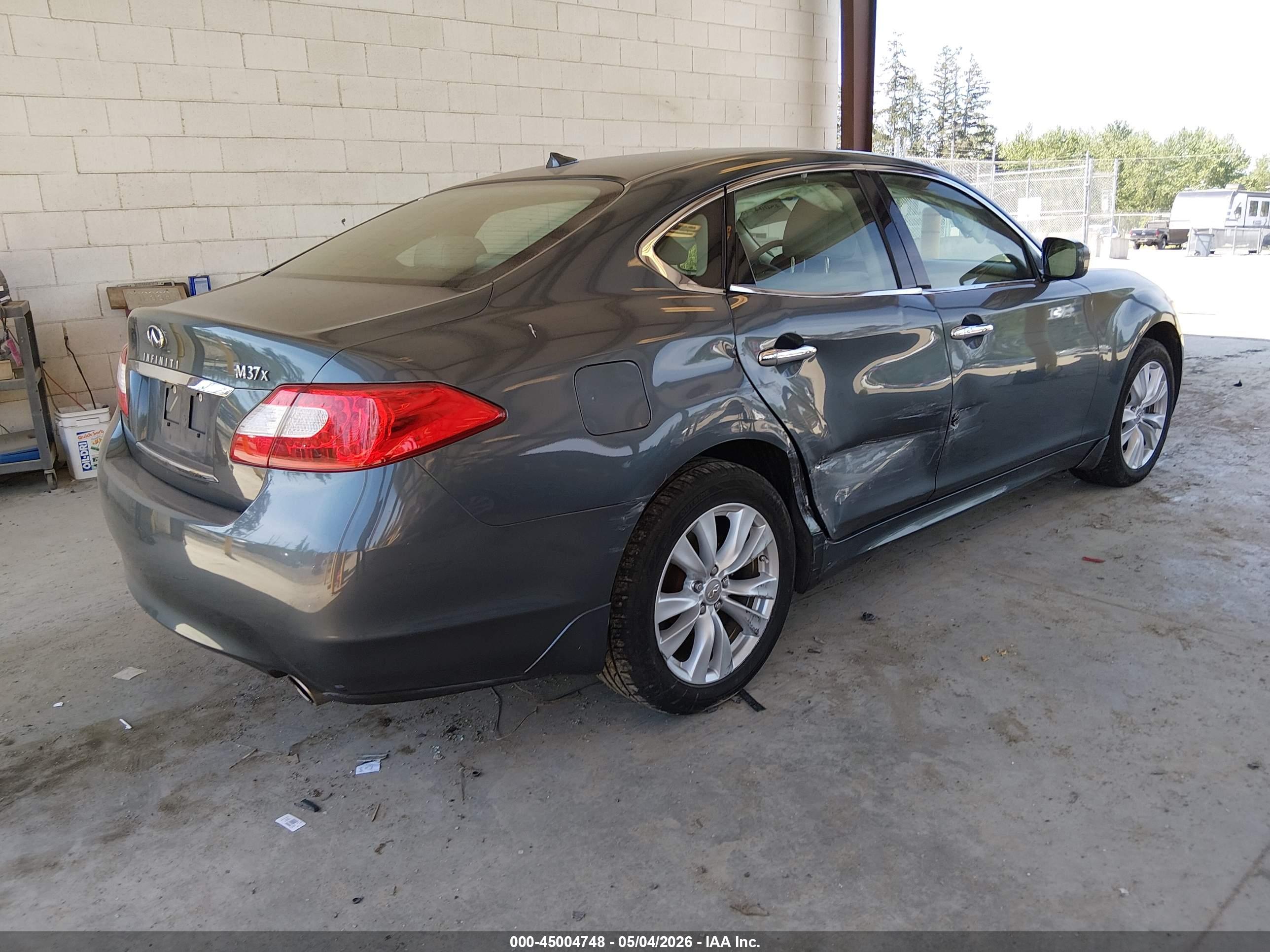 INFINITI M37X image 4