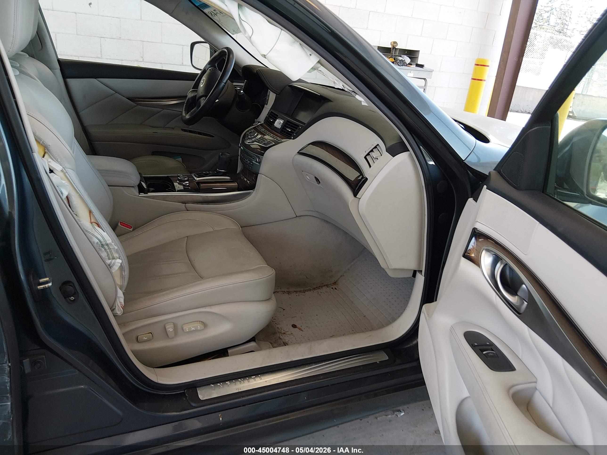 INFINITI M37X image 5