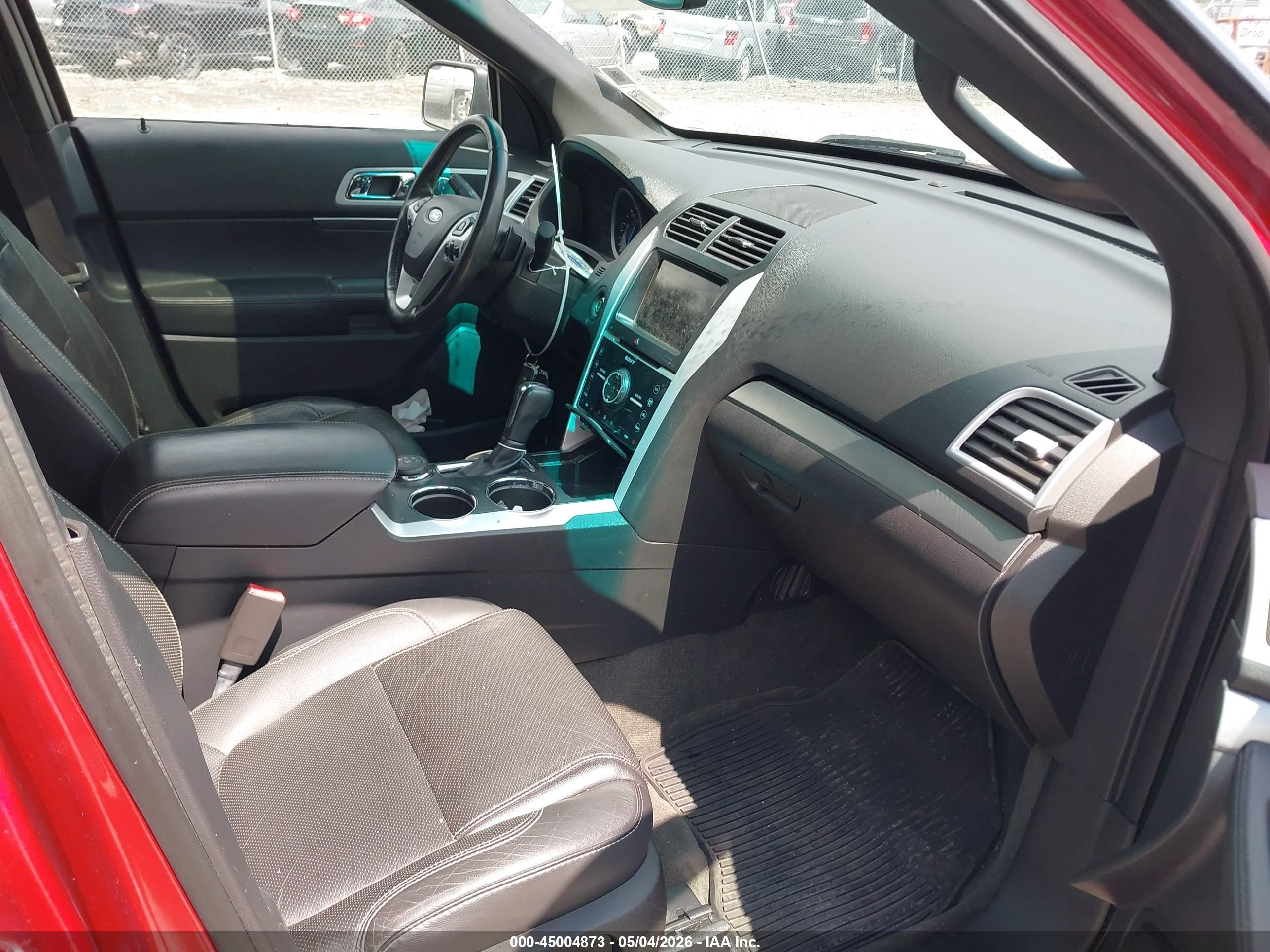 FORD EXPLORER image 5