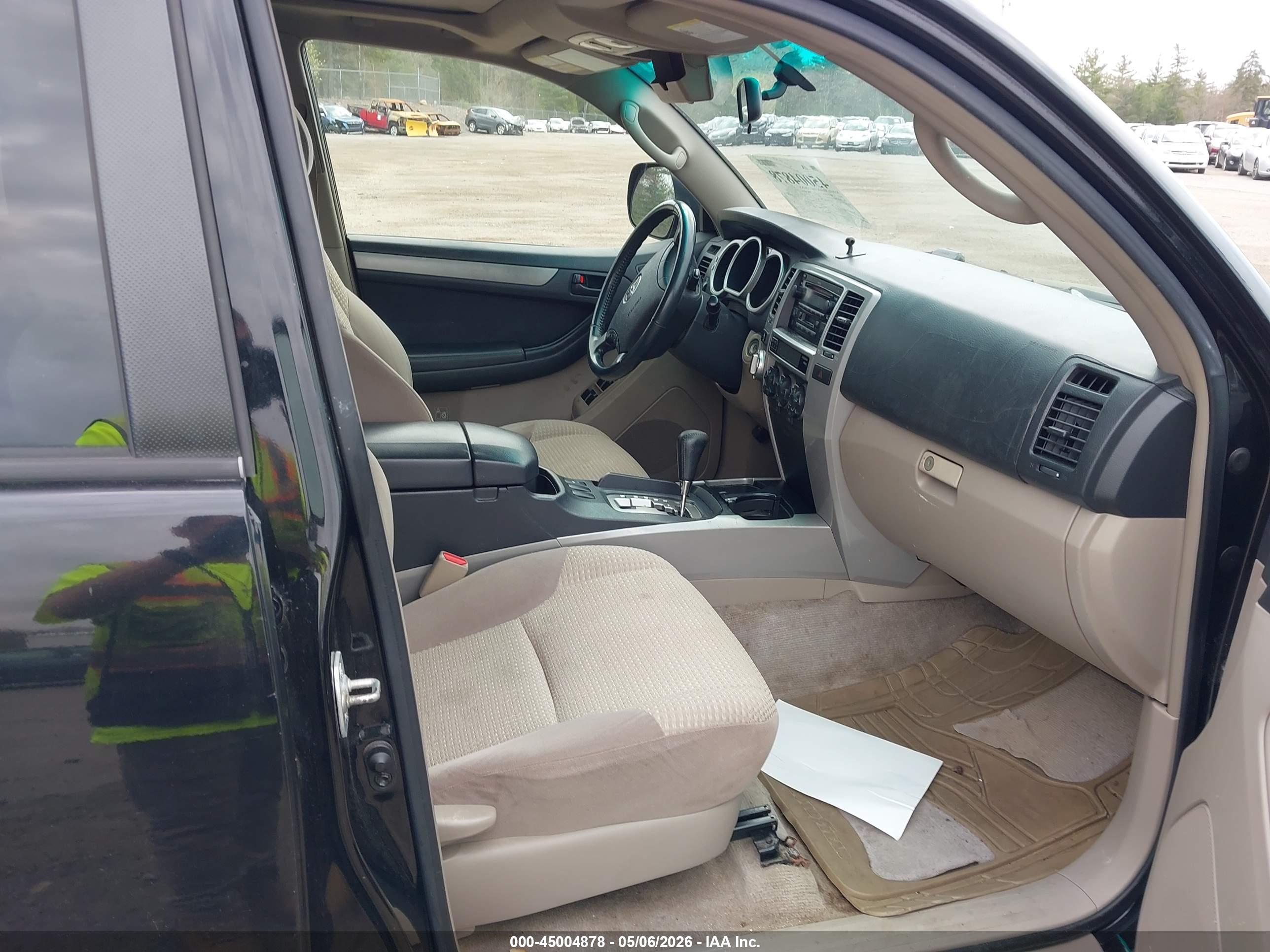 TOYOTA 4RUNNER image 5