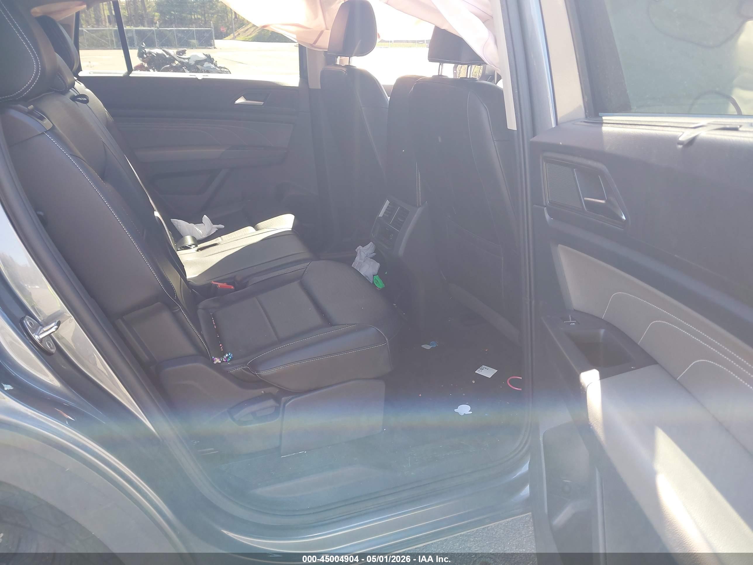 VOLKSWAGEN ATLAS image 8