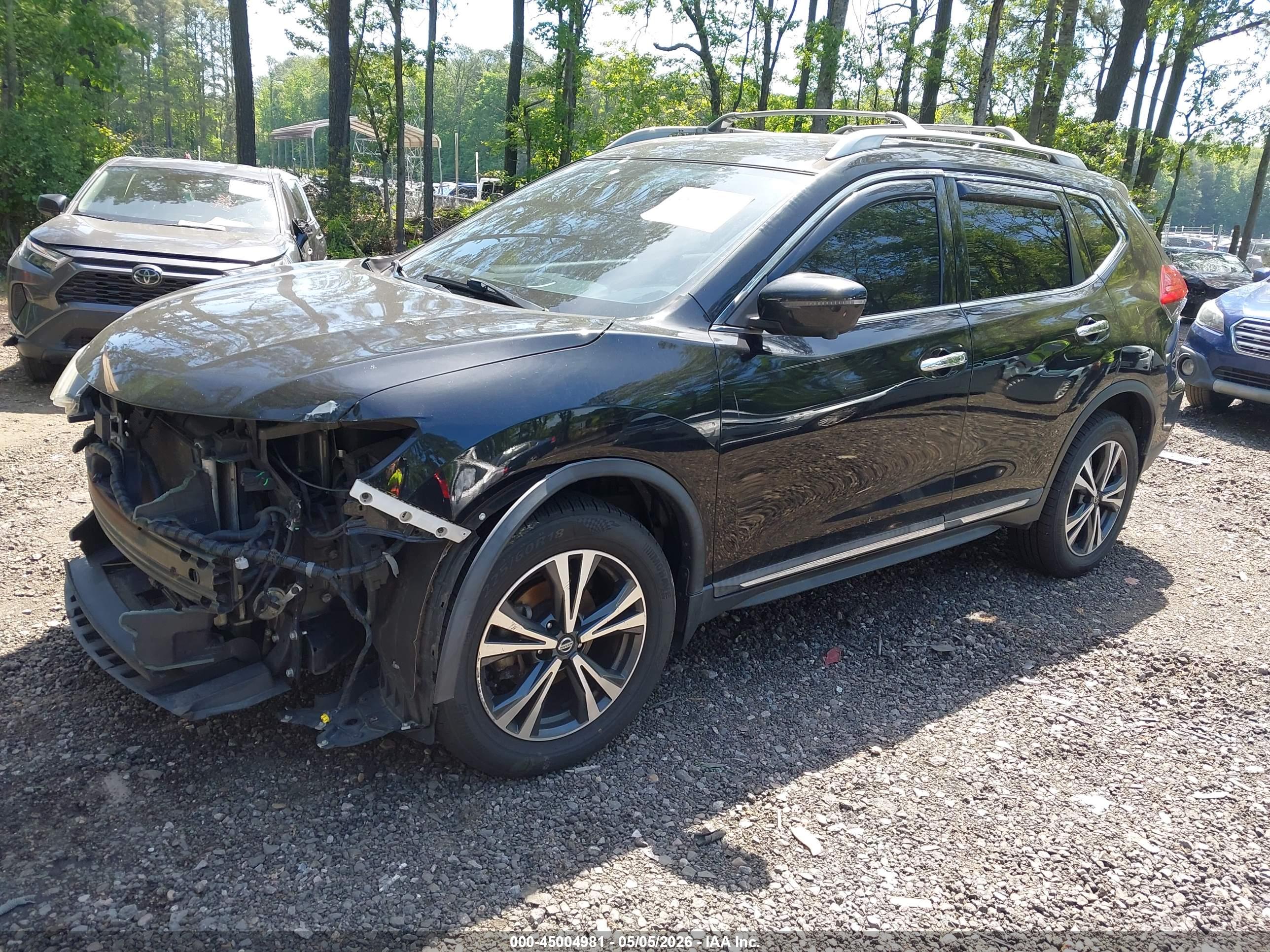 NISSAN ROGUE image 2