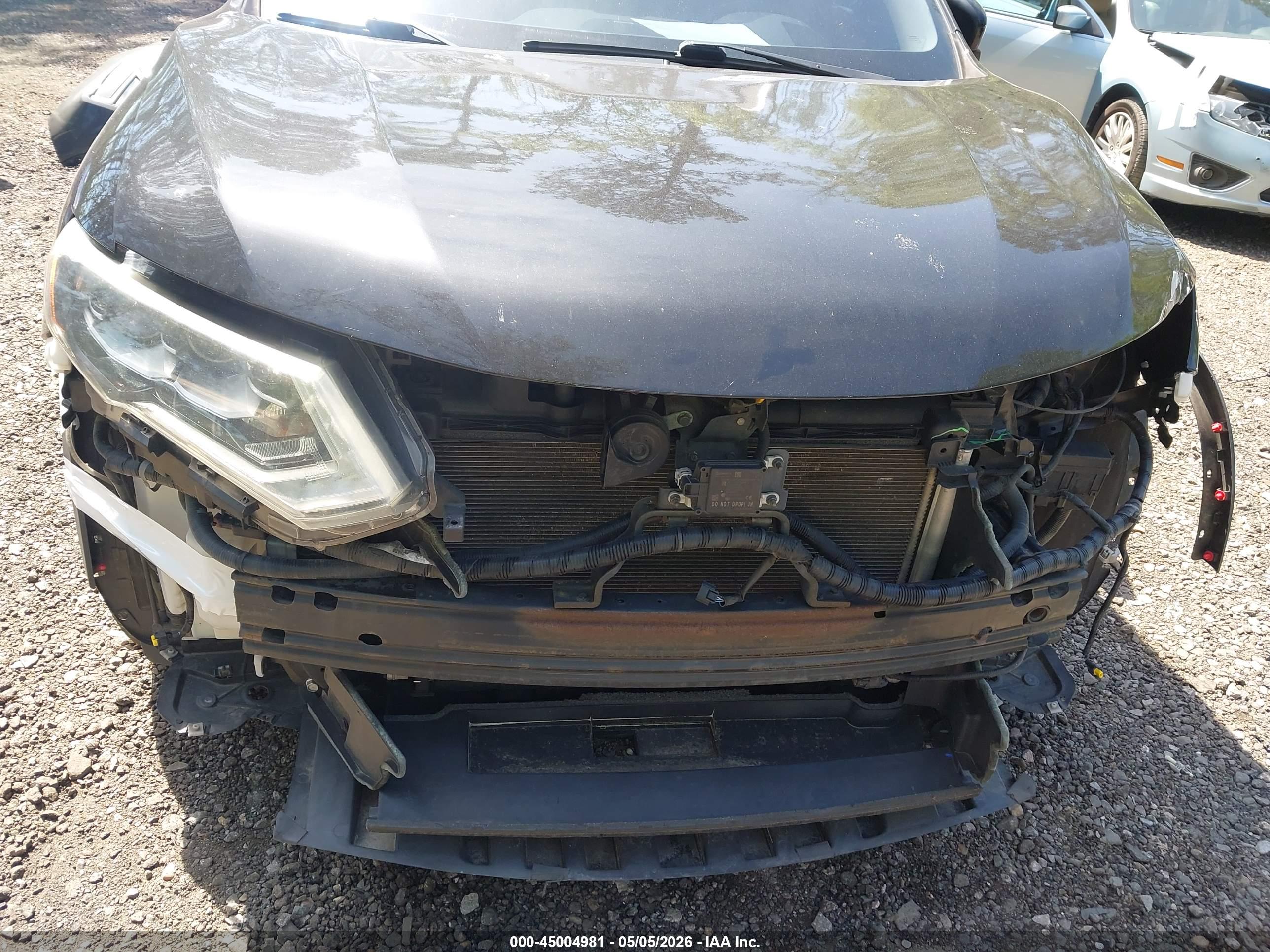 NISSAN ROGUE image 6