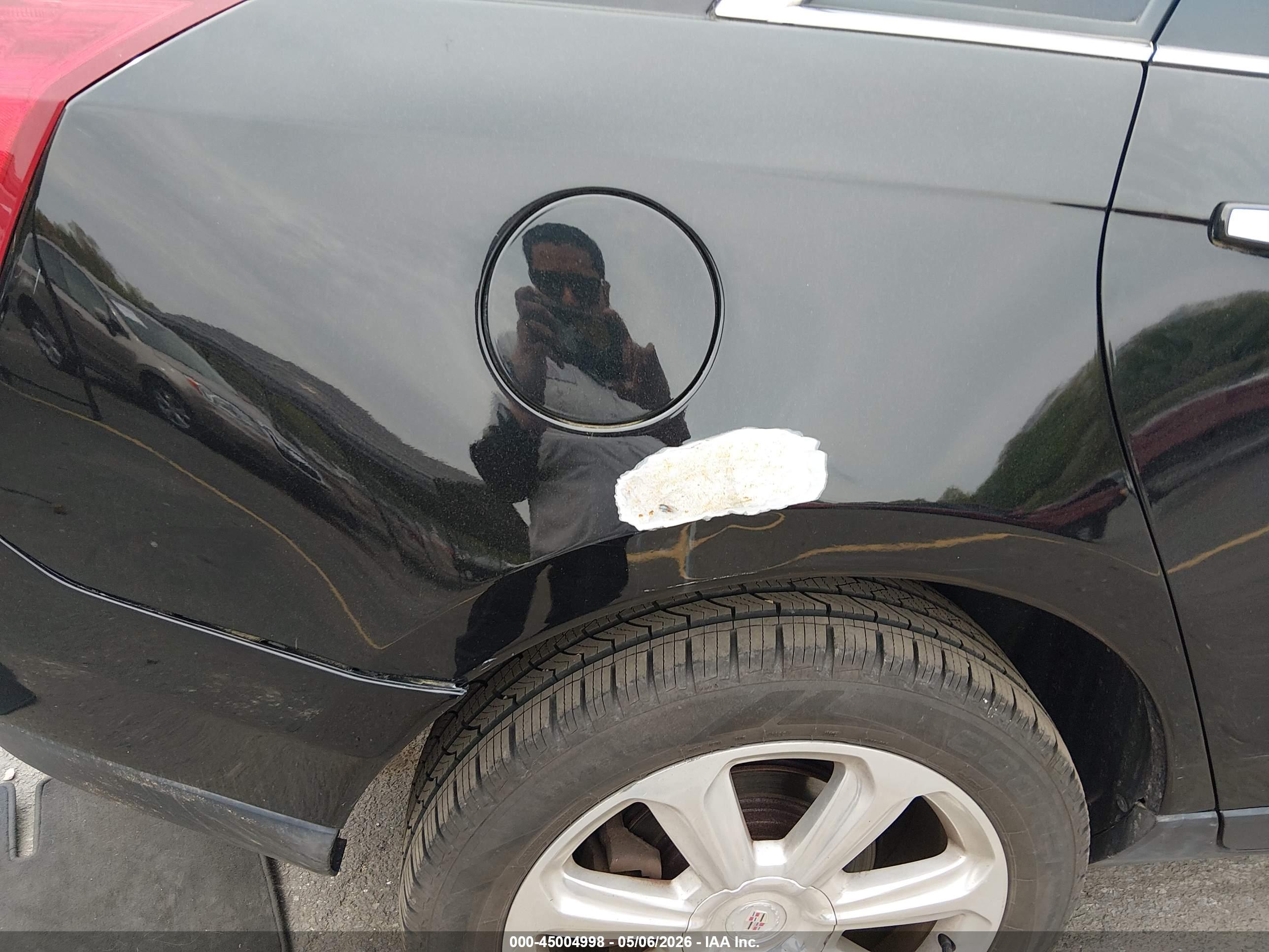 CADILLAC SRX image 6