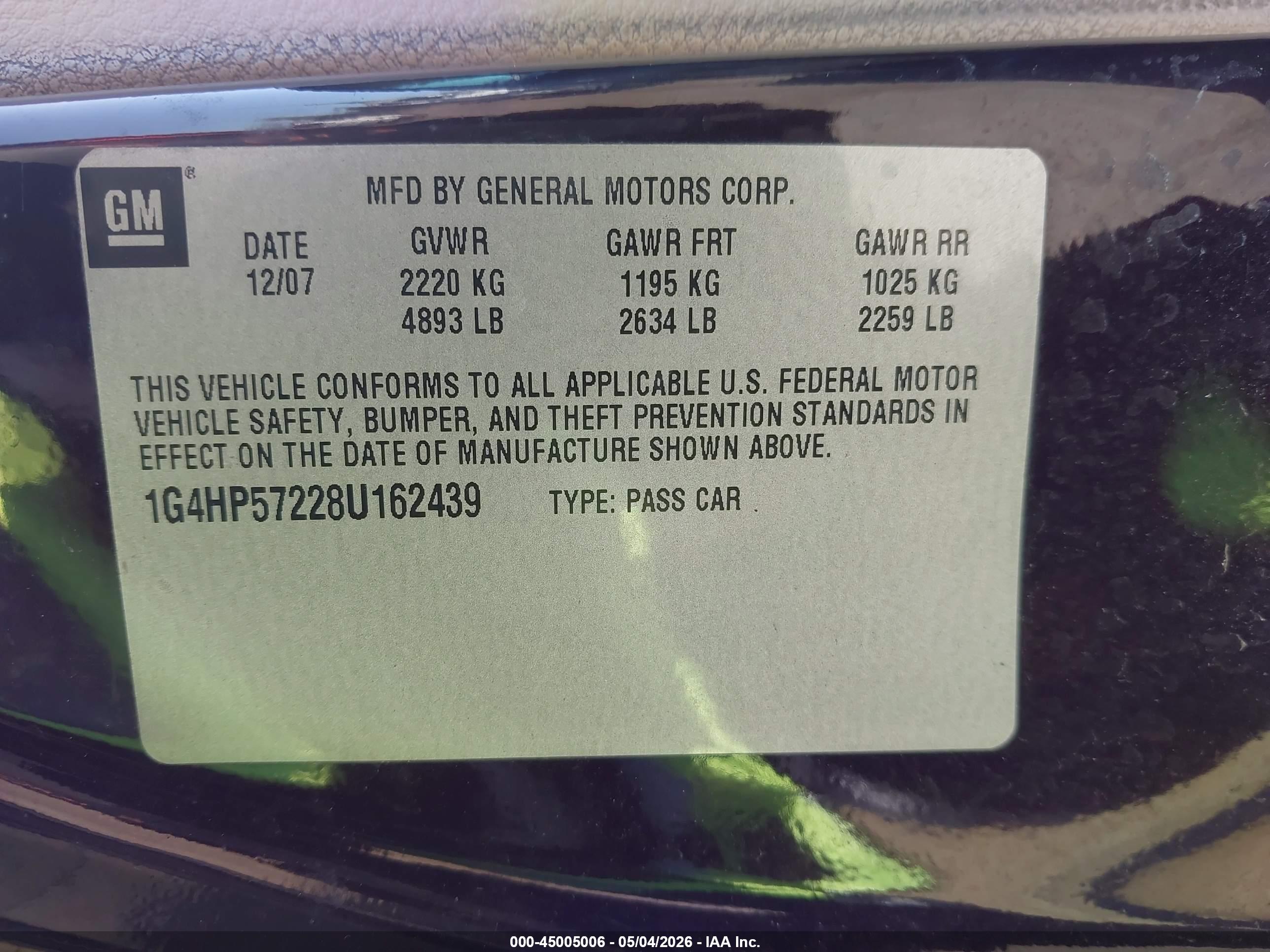 BUICK LUCERNE image 9