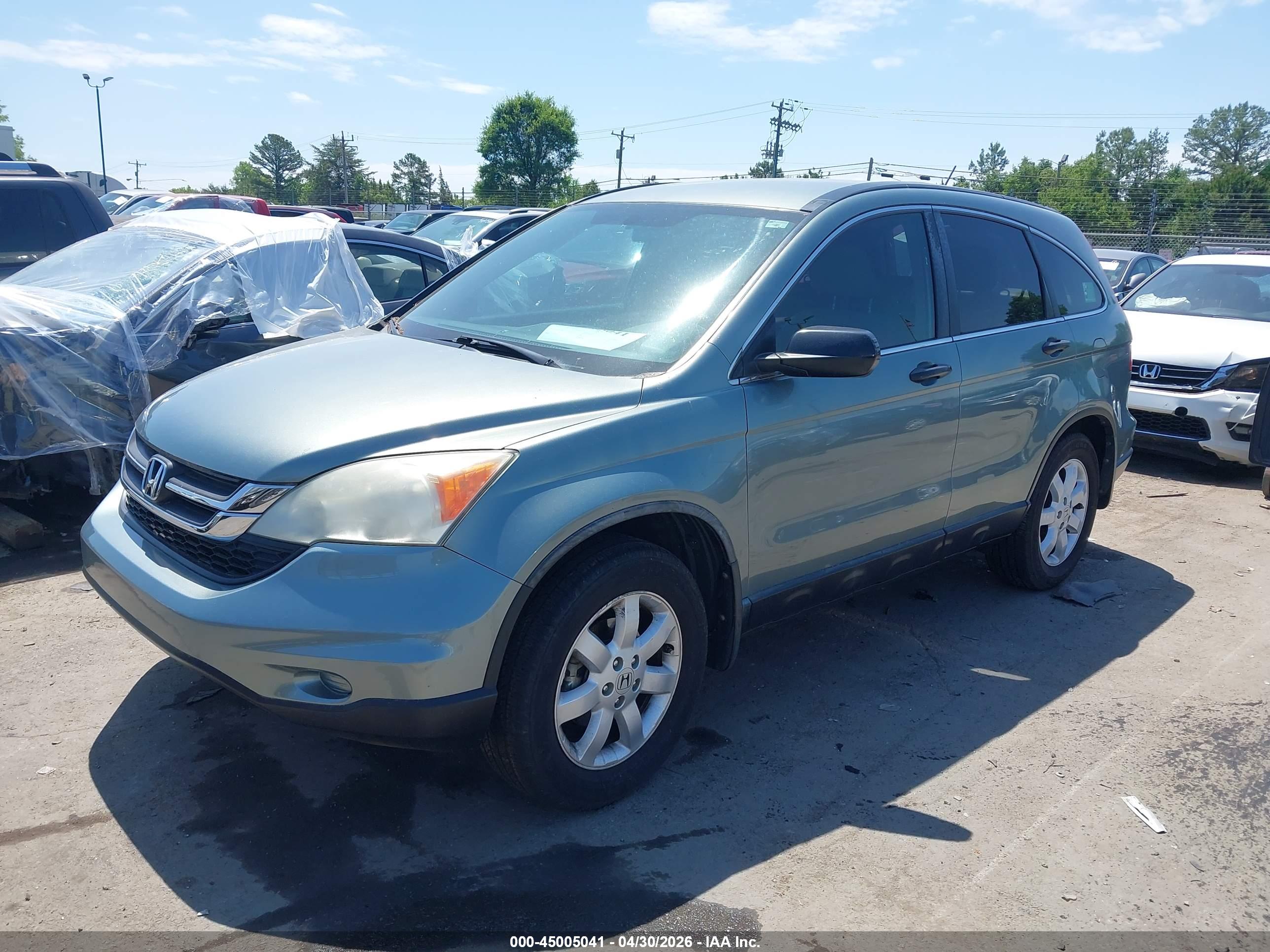 HONDA CR-V image 2